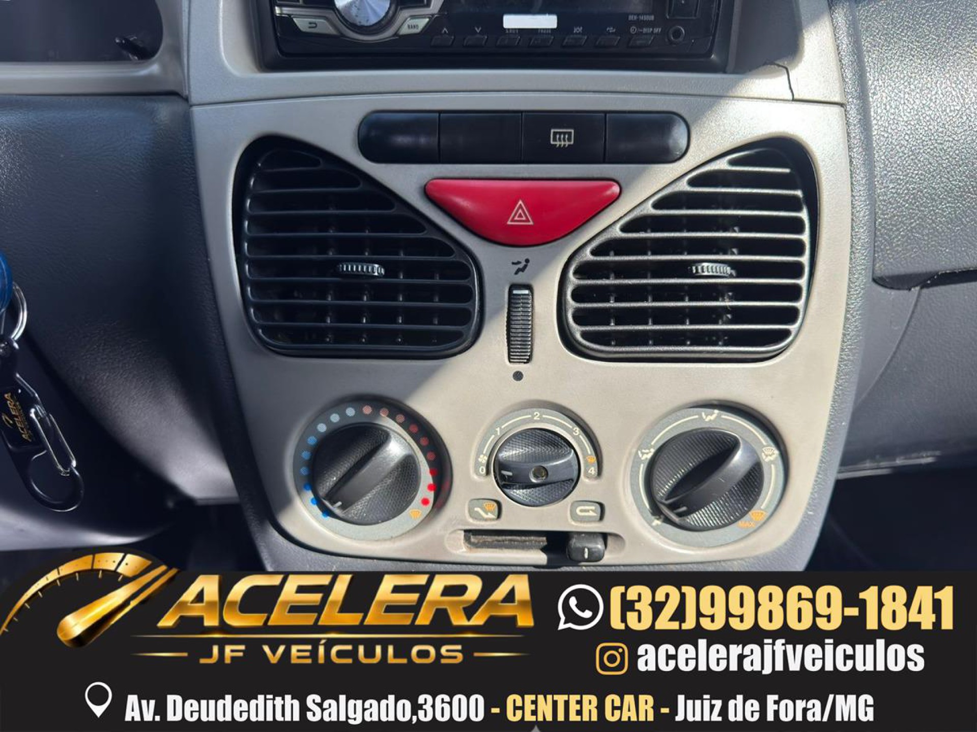 Fiat Palio Celebration 1.0 Fire Flex 8v 4p