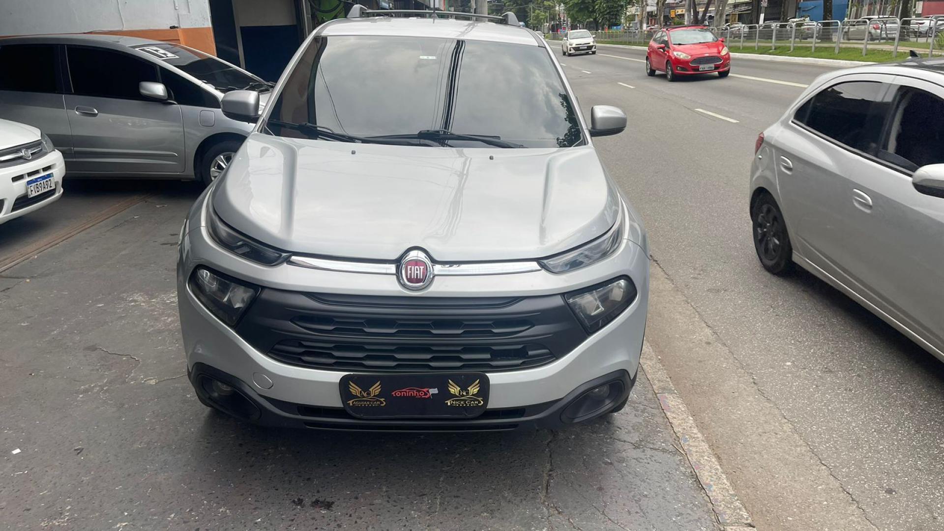 Foto Toro Freedom 1.8 16v Flex Aut.