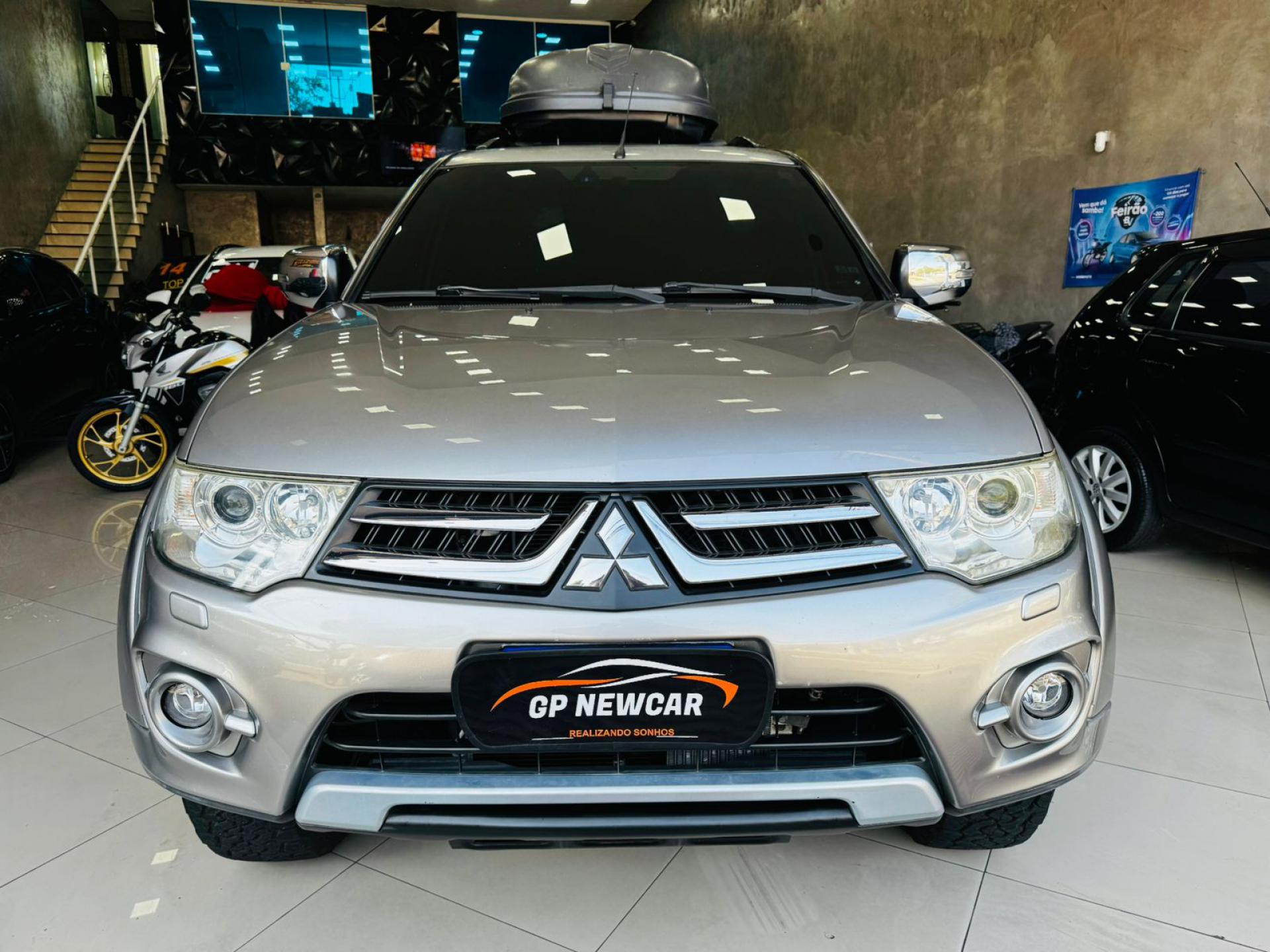 Foto Pajero Dakar/hpe 3.5 4x4 Flex 5p Aut.