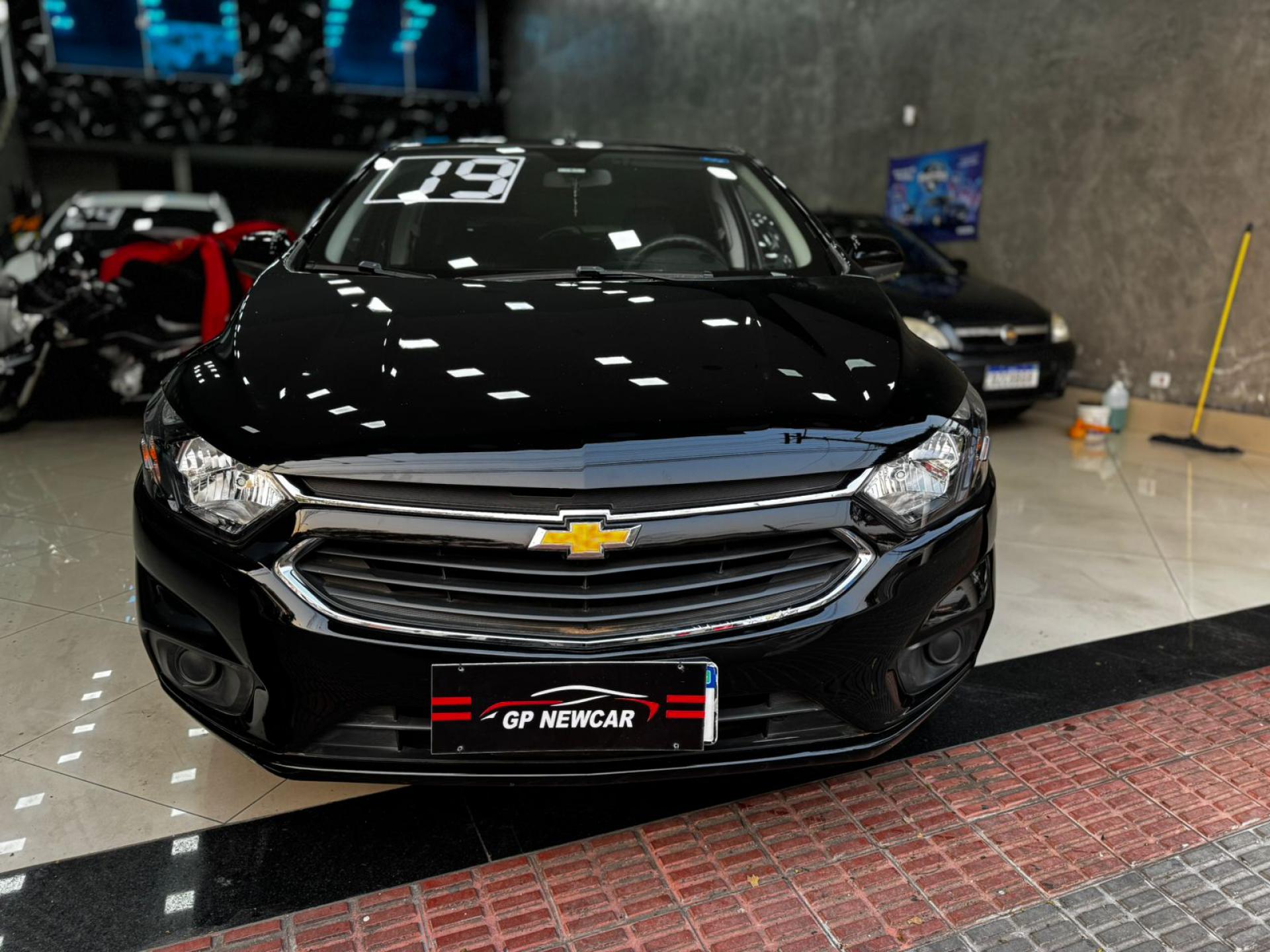 Foto Prisma Sed. Lt 1.4 8v Flexpower 4p Aut.