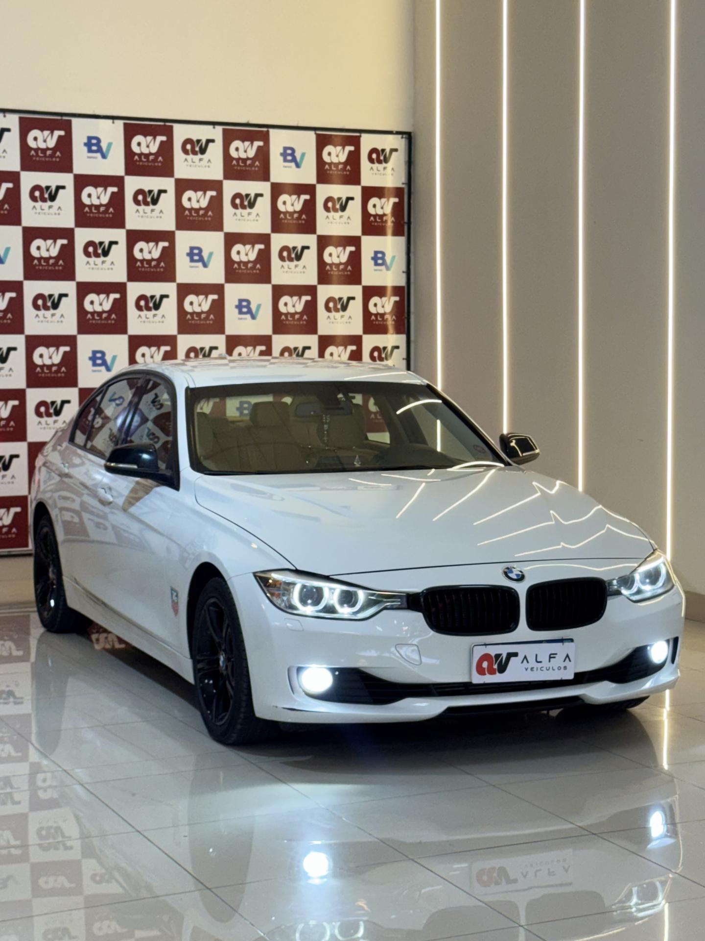 Foto 320ia 2.0 Turbo/activeflex 16v/gp  4p