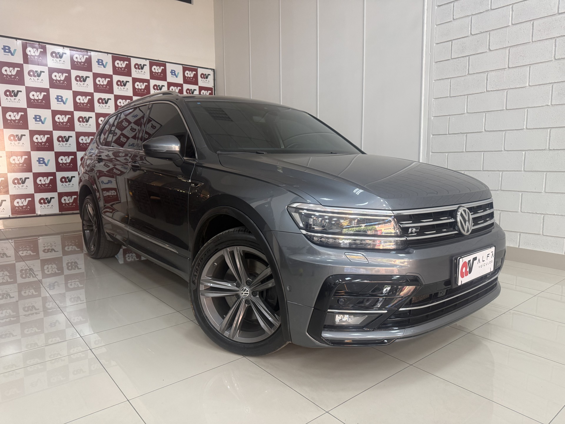 Foto Tiguan Allspac R-line 350 Tsi 2.0 4x4