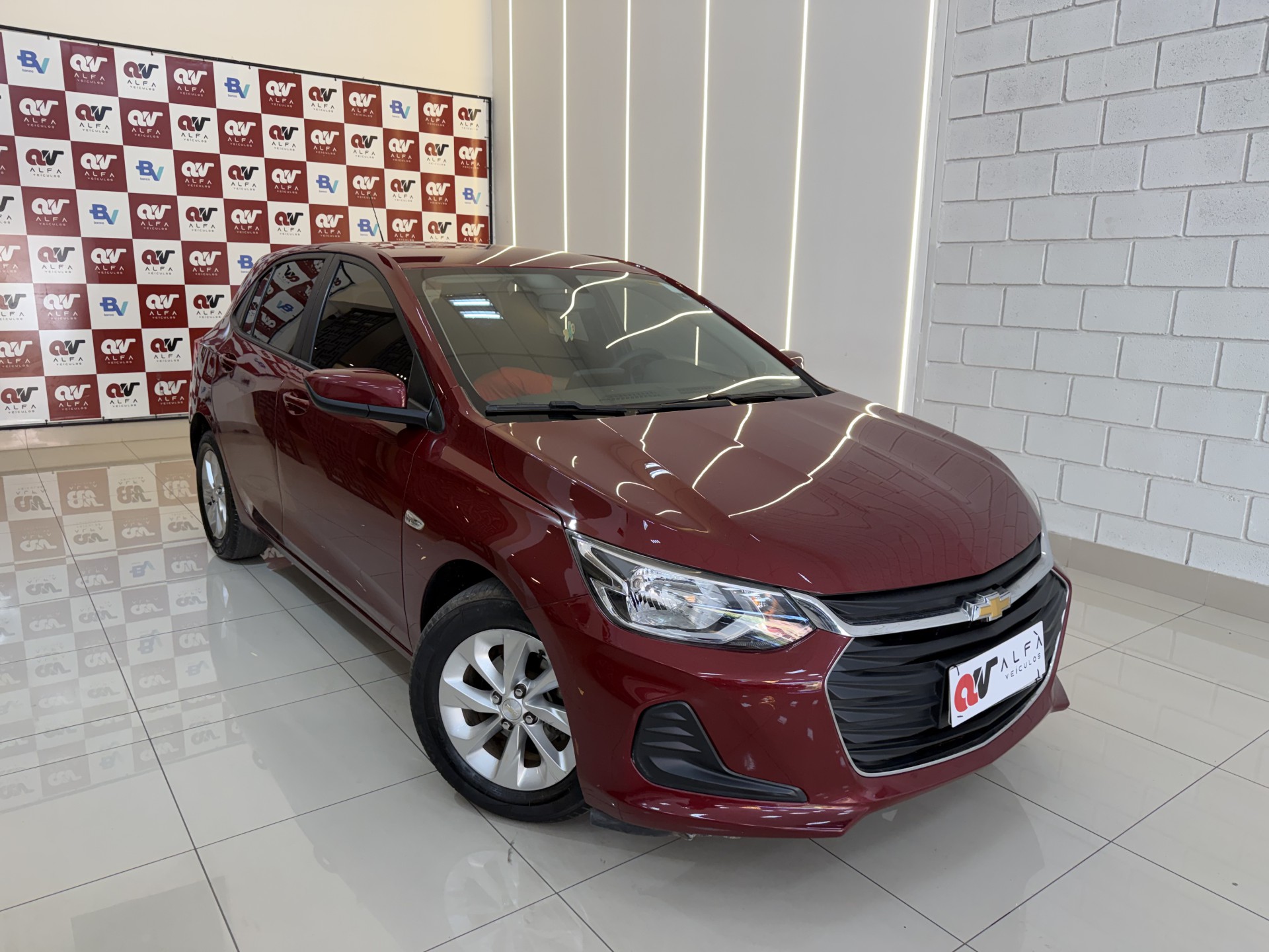 Foto Onix Hatch Lt 1.0 12v Flex 5p Mec.