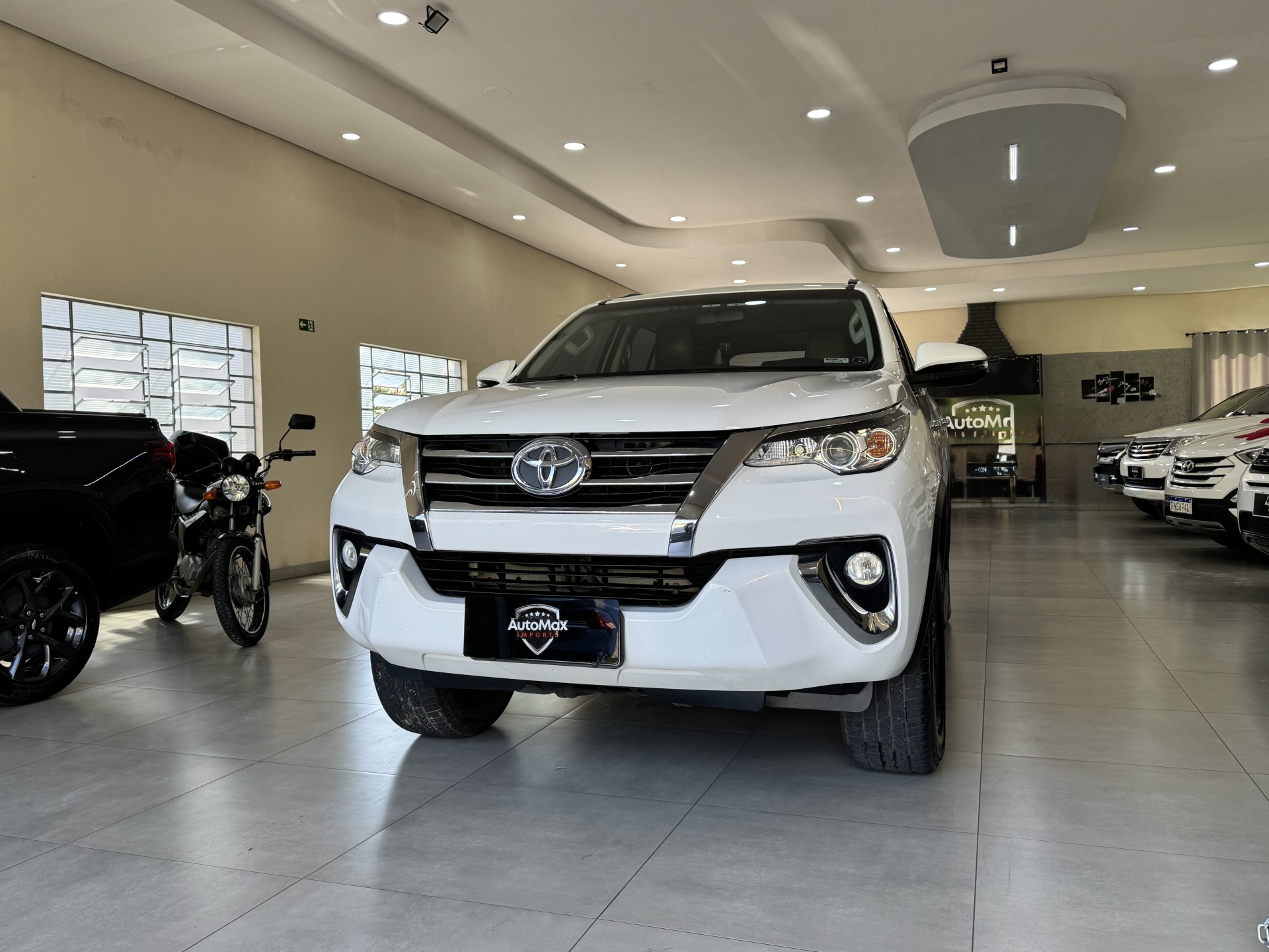 Hilux Sw4 Srv 4x2 2.7 Flex 16v Aut.