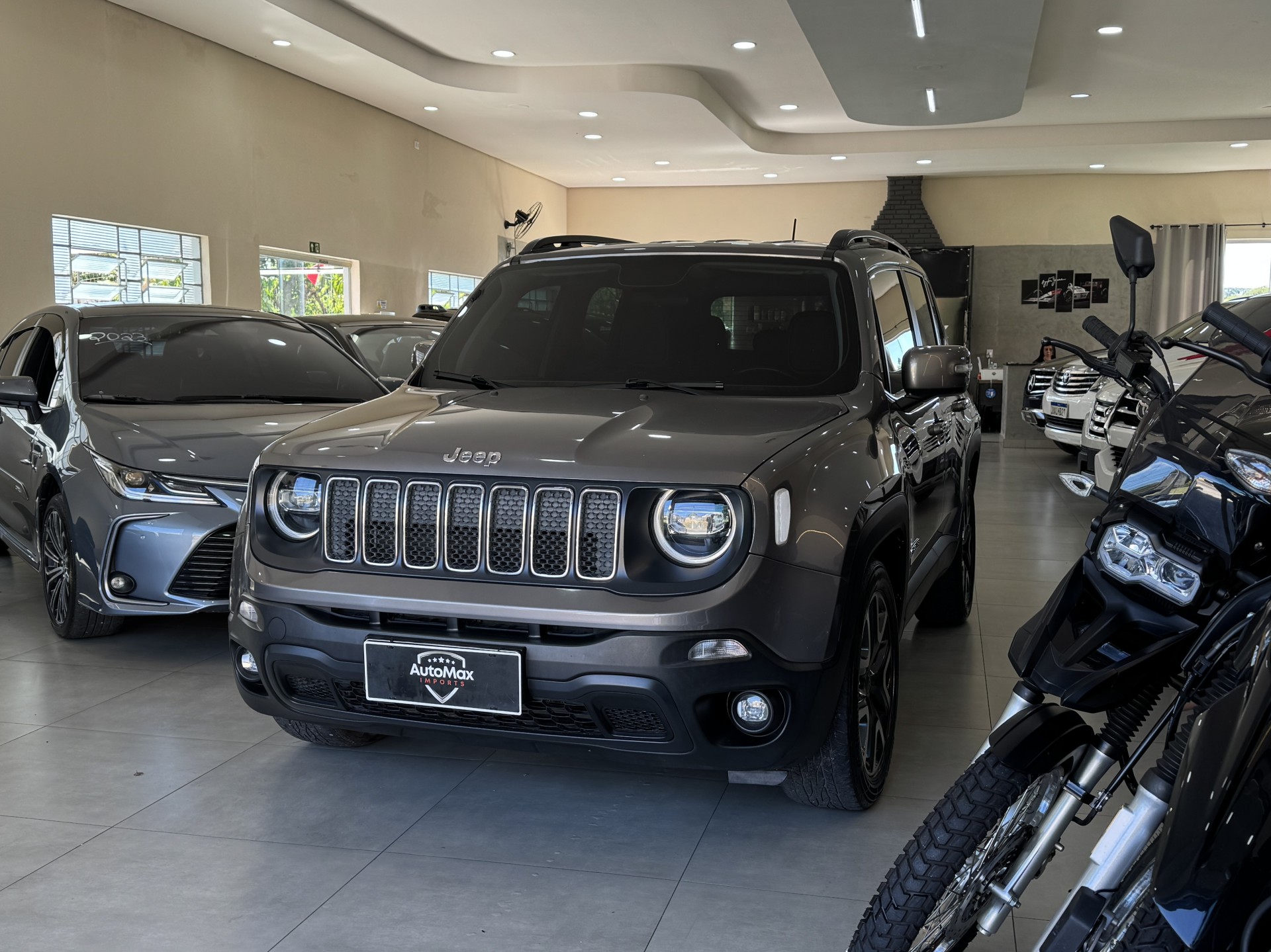 Renegade Longitude 1.8 4x2 Flex 16v Aut.