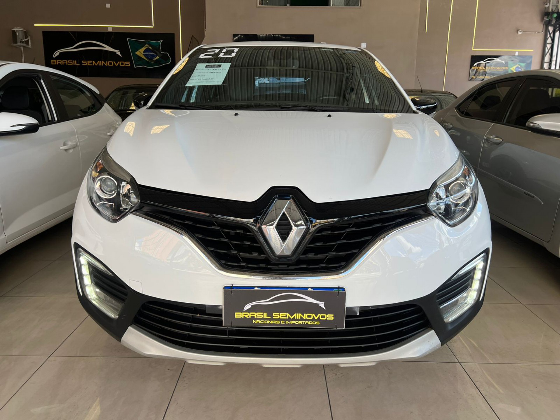 Foto Captur Intense 2.0 16v Flex 5p Aut.