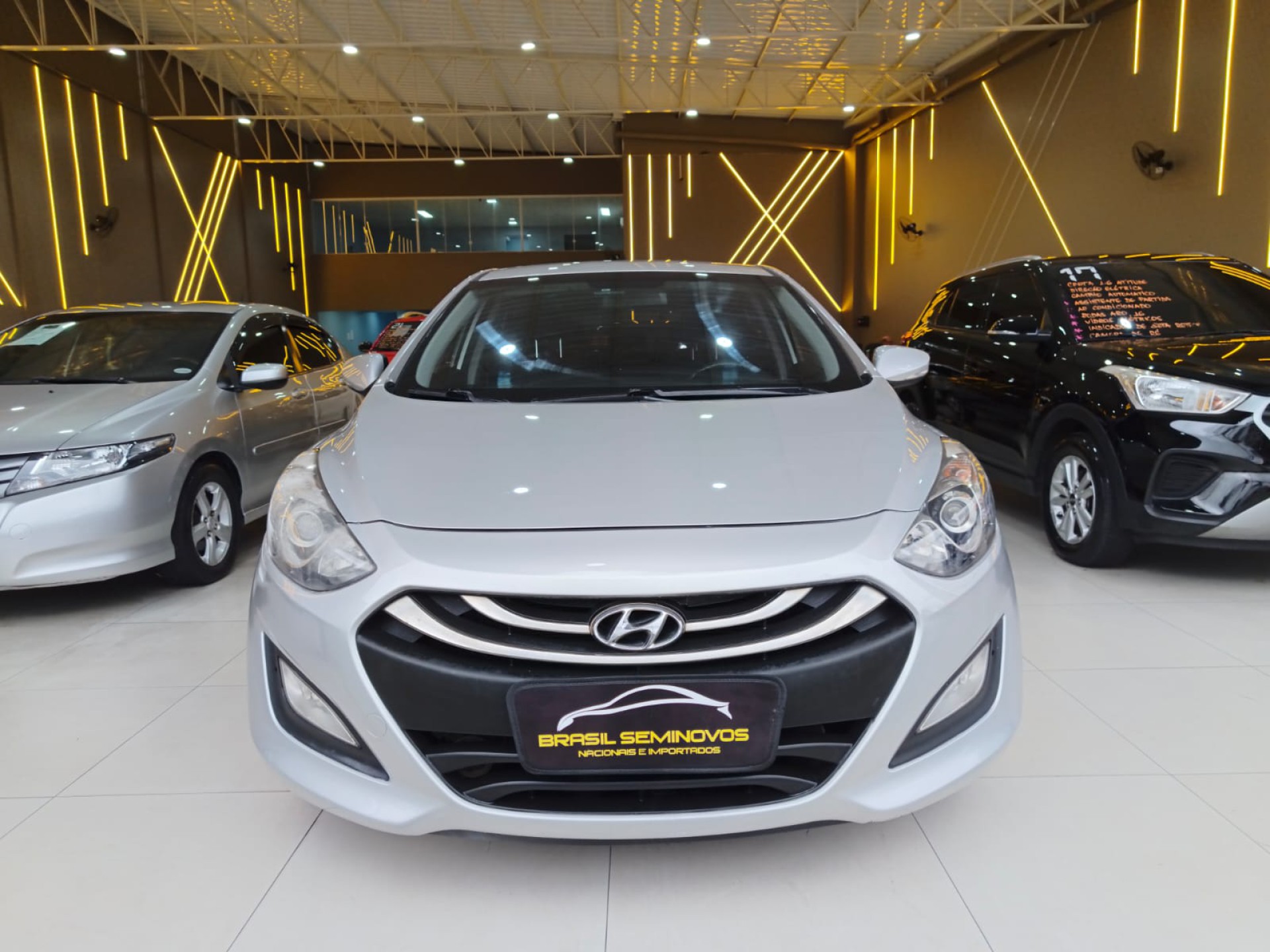 Foto I30 1.8 16v Aut. 5p