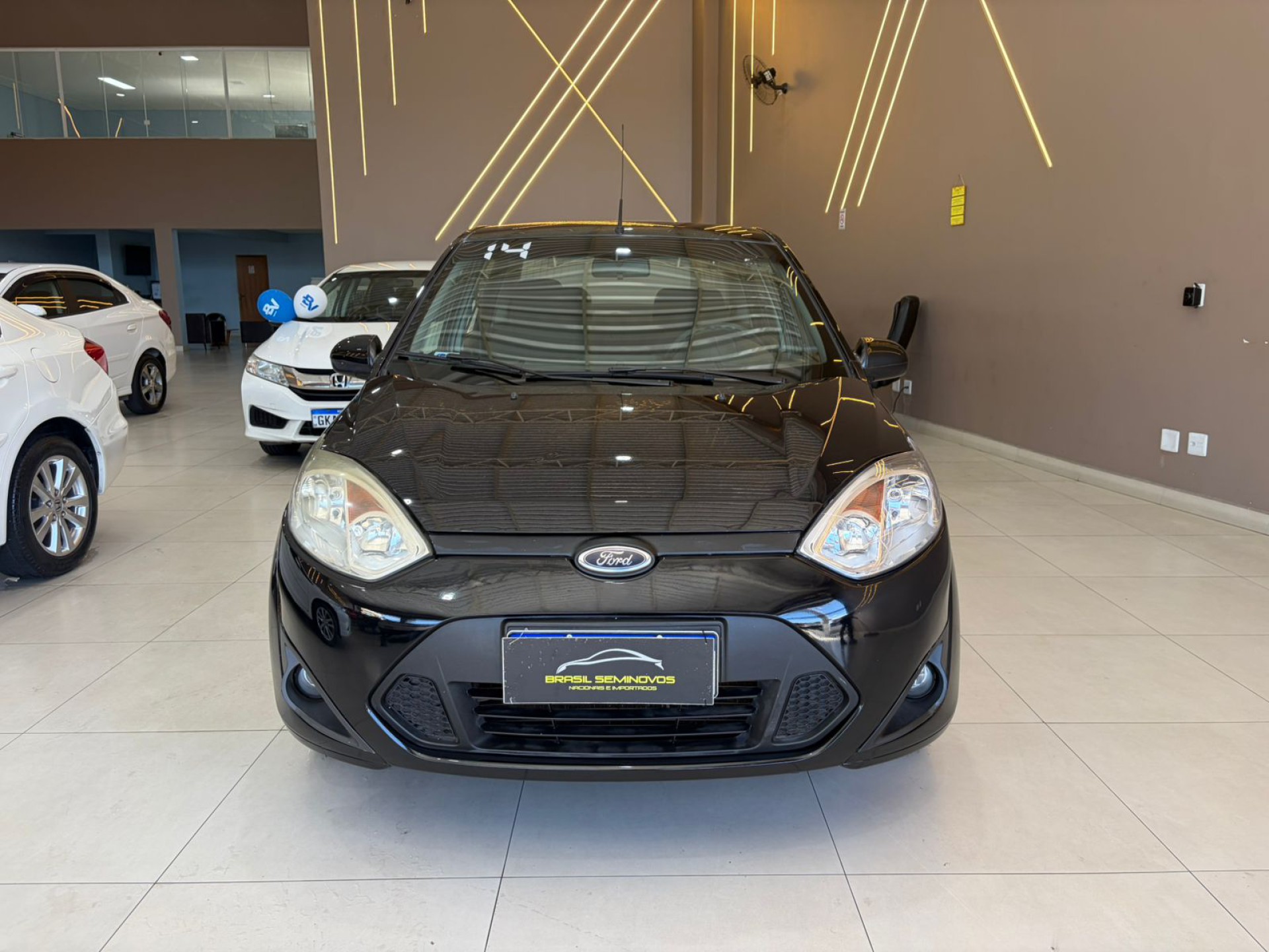 Foto Ford Fiesta 1.6 Se Sedan