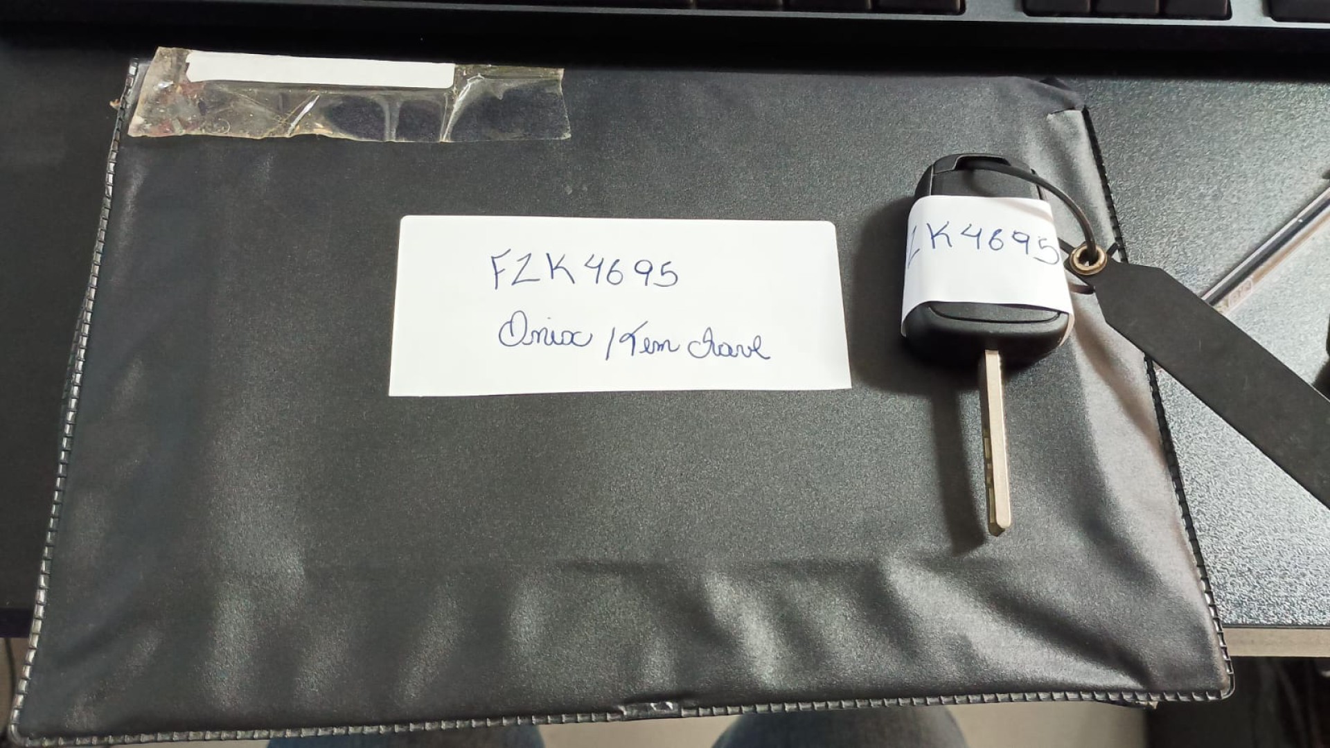Foto Onix Hatch Lt 1.4 8v Flexpower 5p Mec.