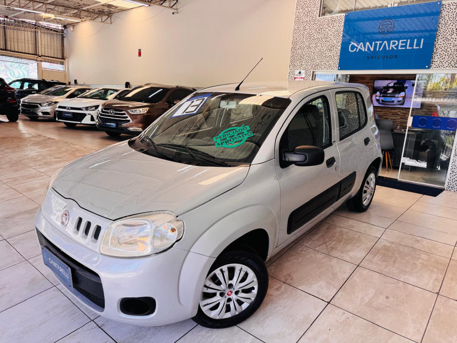 Foto Uno Vivace/rua 1.0 Evo Fire Flex 8v 5p