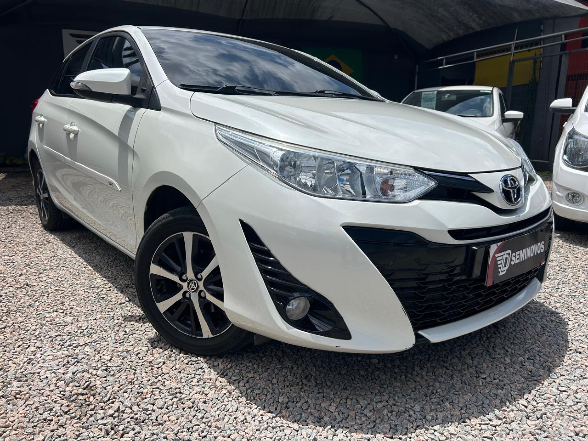 Toyota Yaris Xls Connect 1.5 Flex 16v 5p Aut.