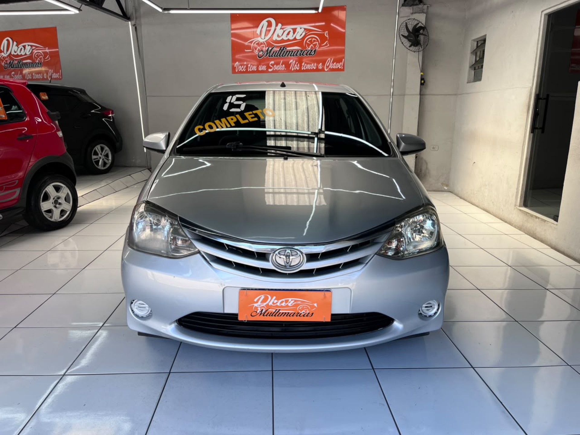 Foto Etios Hb Xs 