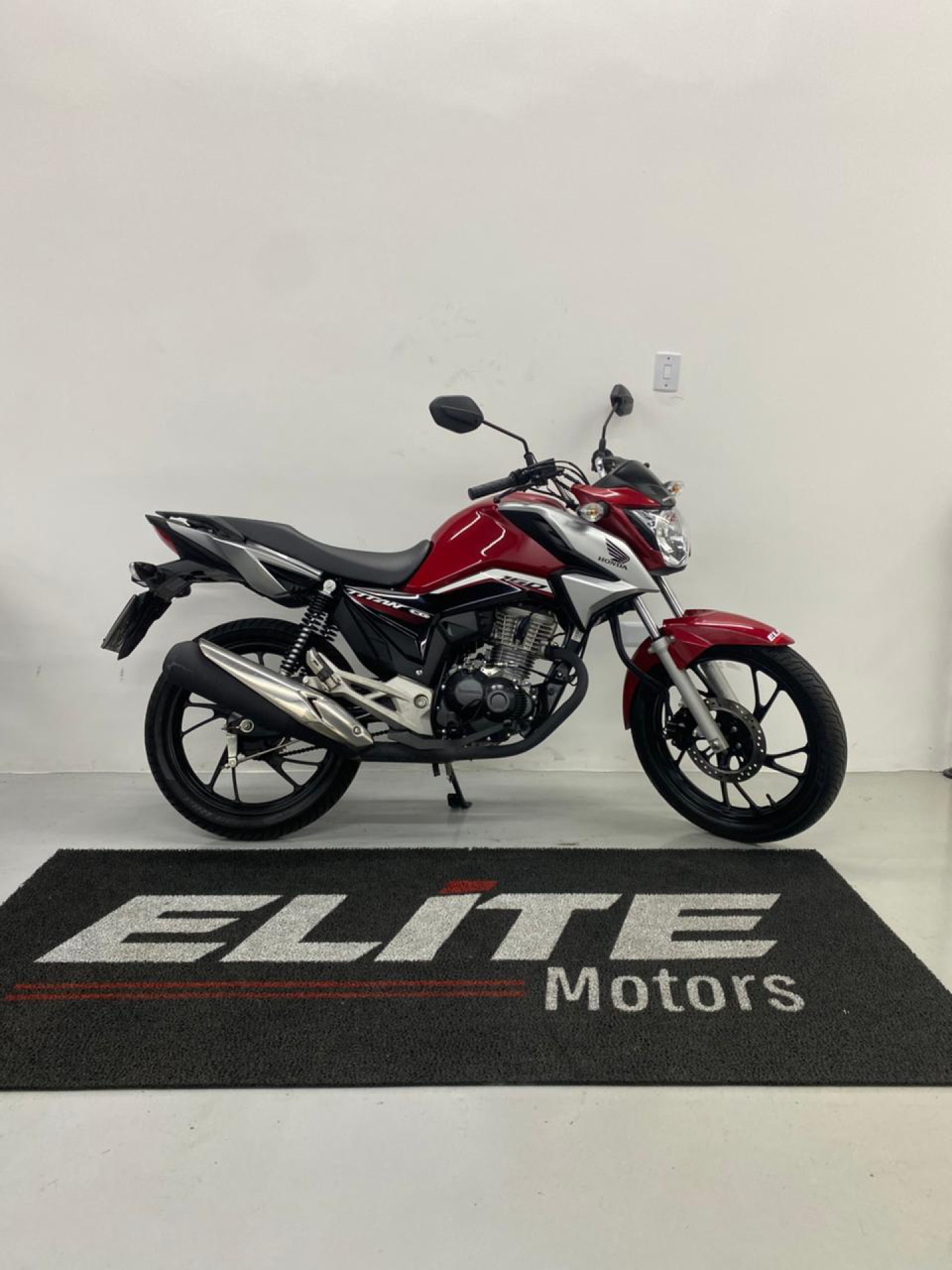 Honda Titan 160 Cg 160 Titan Flexone/ed.especial 40 Anos