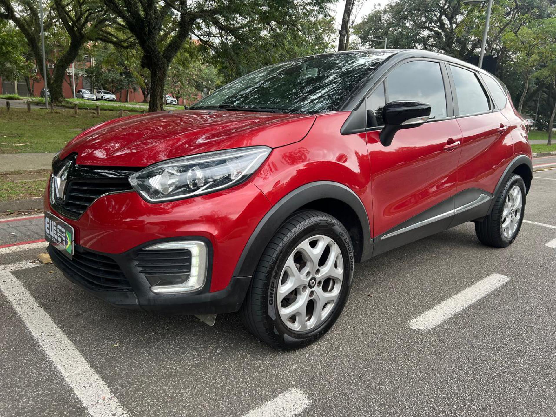 Foto Captur Life 1.6 16v Flex 5p Aut.