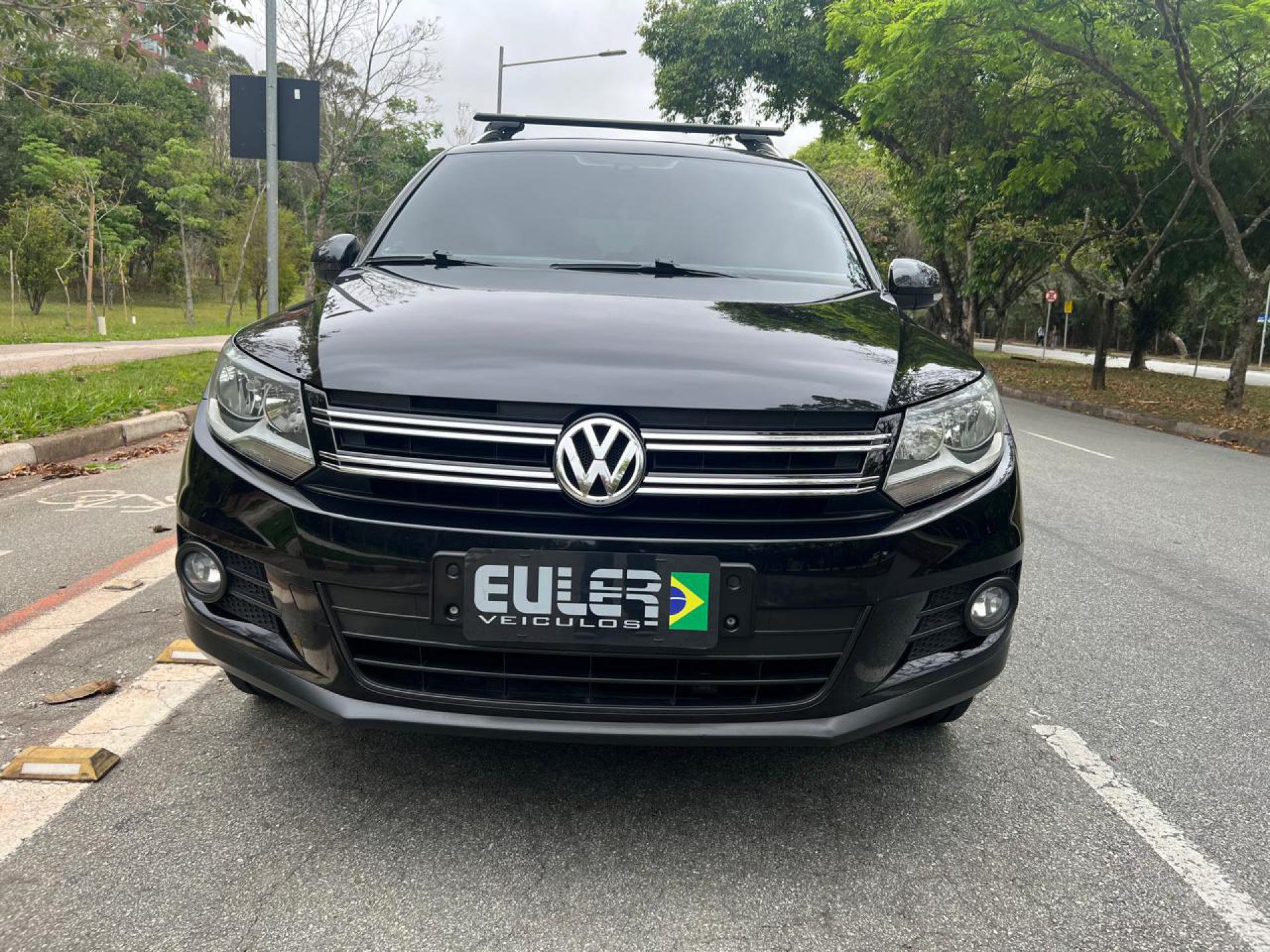Foto Tiguan 2.0 Tsi 16v 200cv Tiptronic 5p