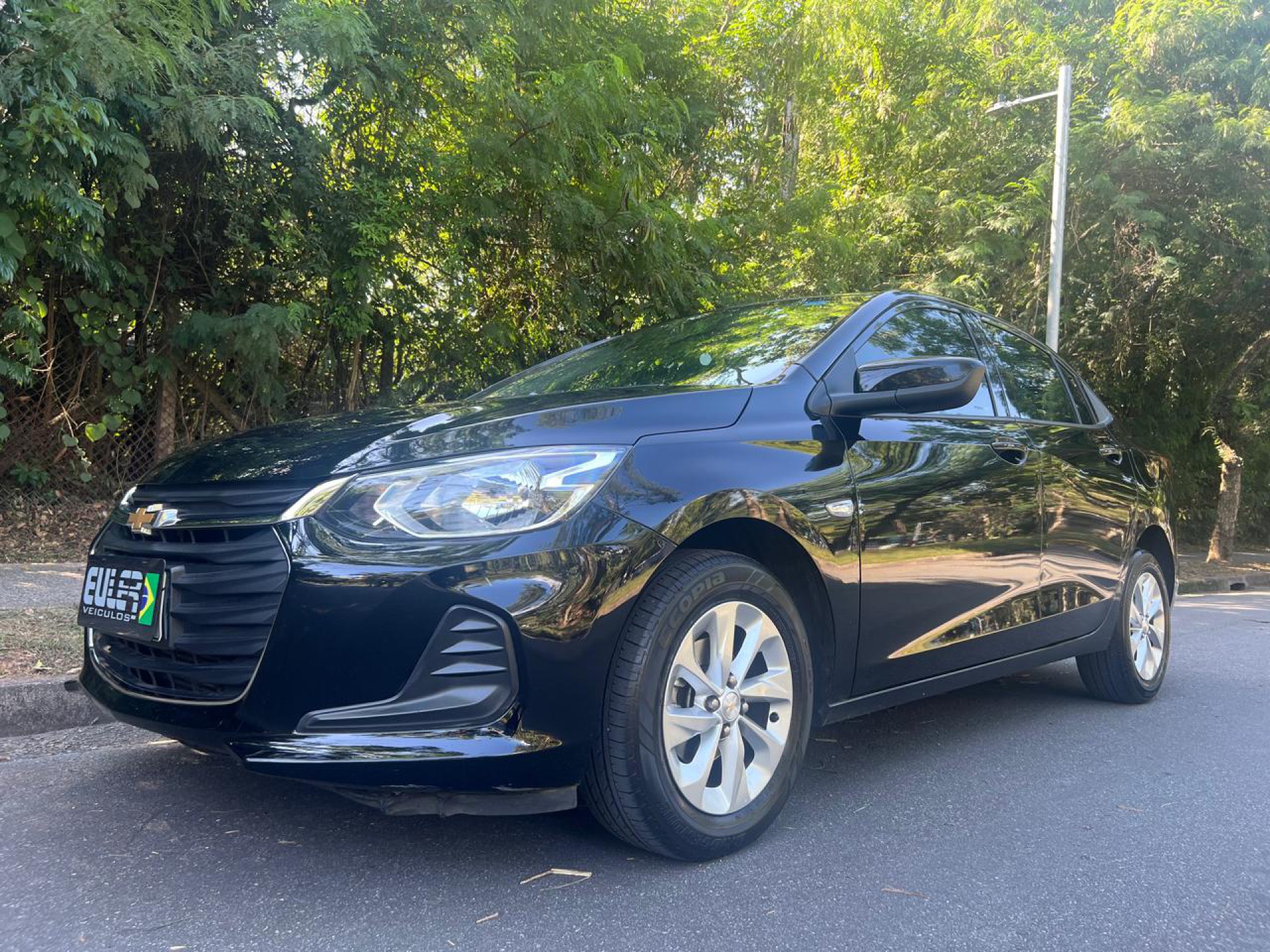 Foto Onix Sedan Plus Lt 1.0 12v Tb Flex Aut.