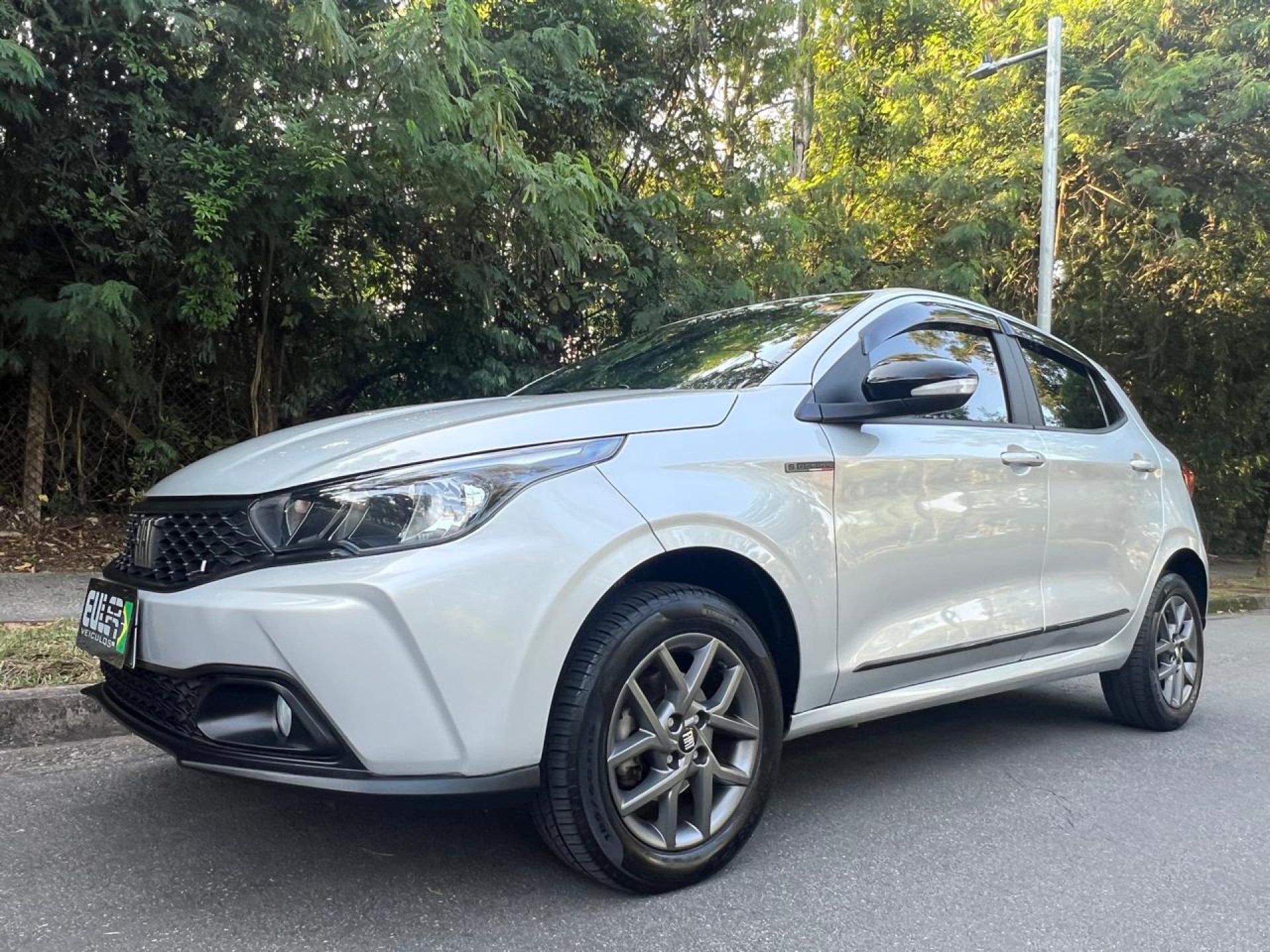 Foto Argo Drive 1.3 8v Flex Aut.