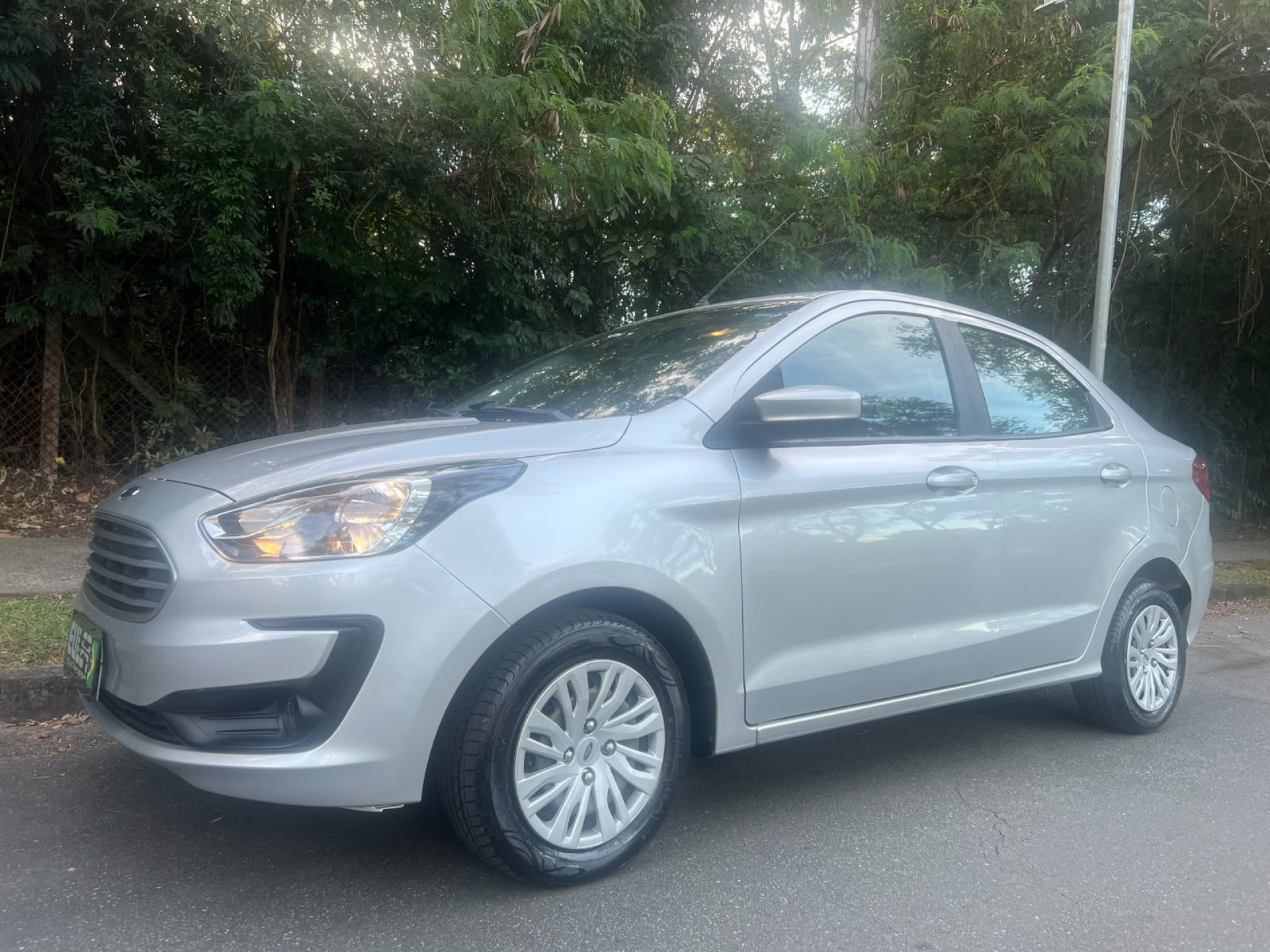 Foto Ka+ Sedan 1.0 Se/se Plus Tivct Flex 4p