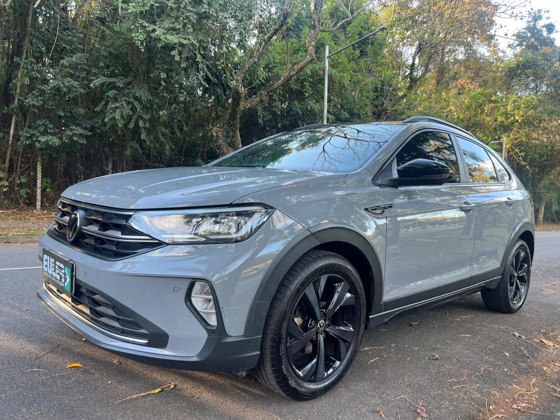 Foto Nivus Highline 1.0 200 Tsi Flex Aut.