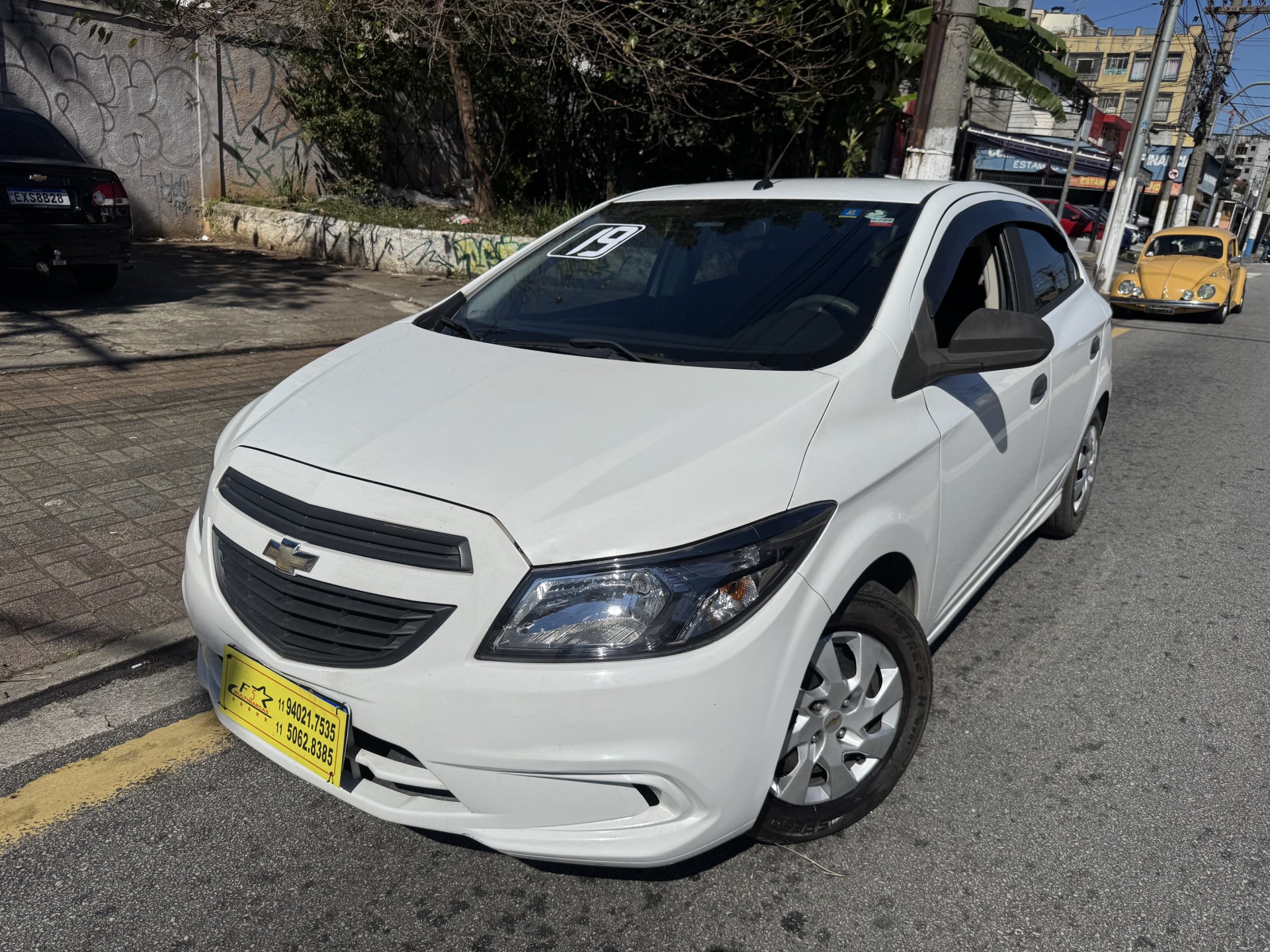 Foto Onix Hatch Joy 1.0 8v Flex 5p Mec.