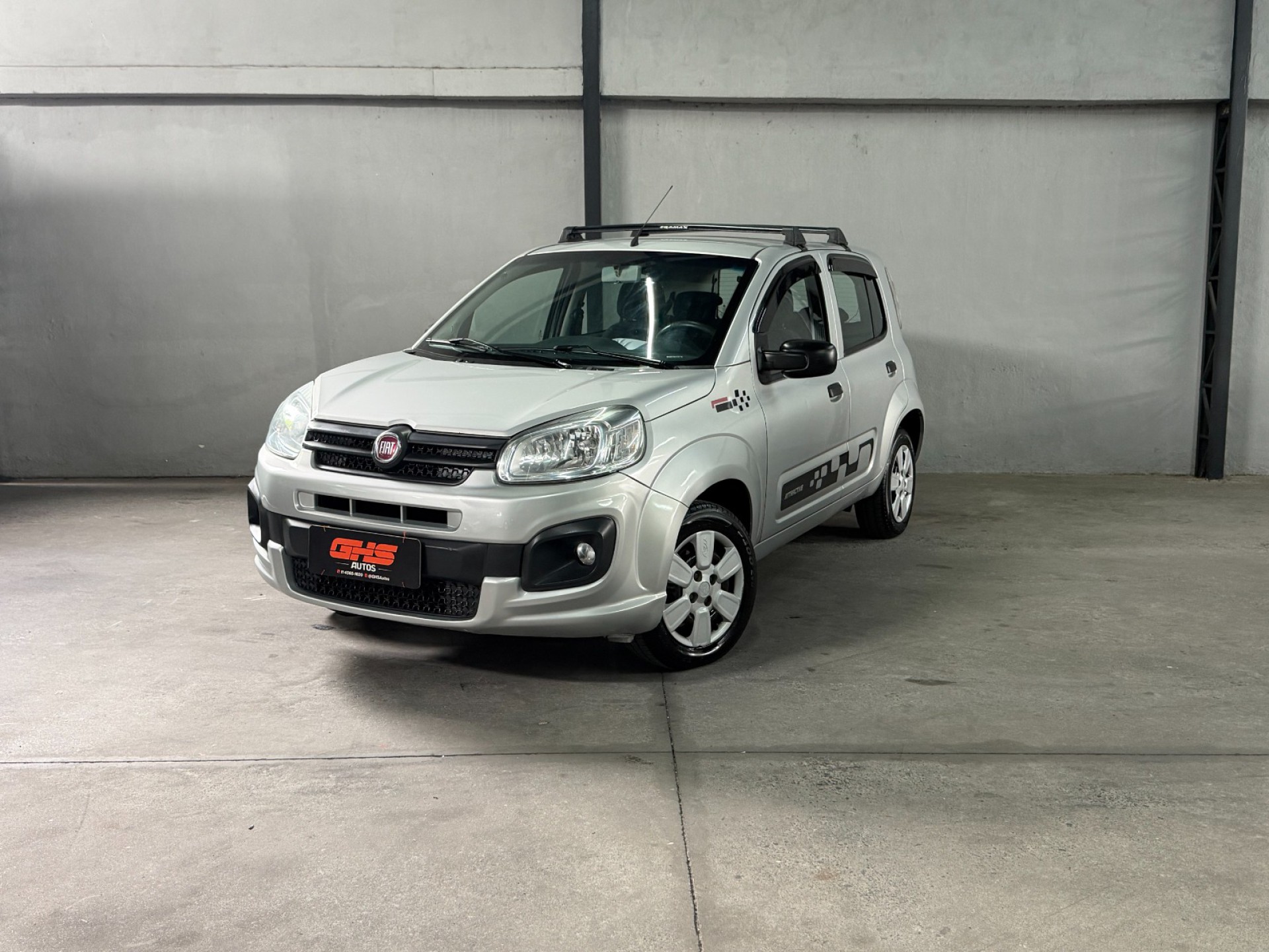 Foto Uno Attractive 1.0 Fire Flex 8v 5p