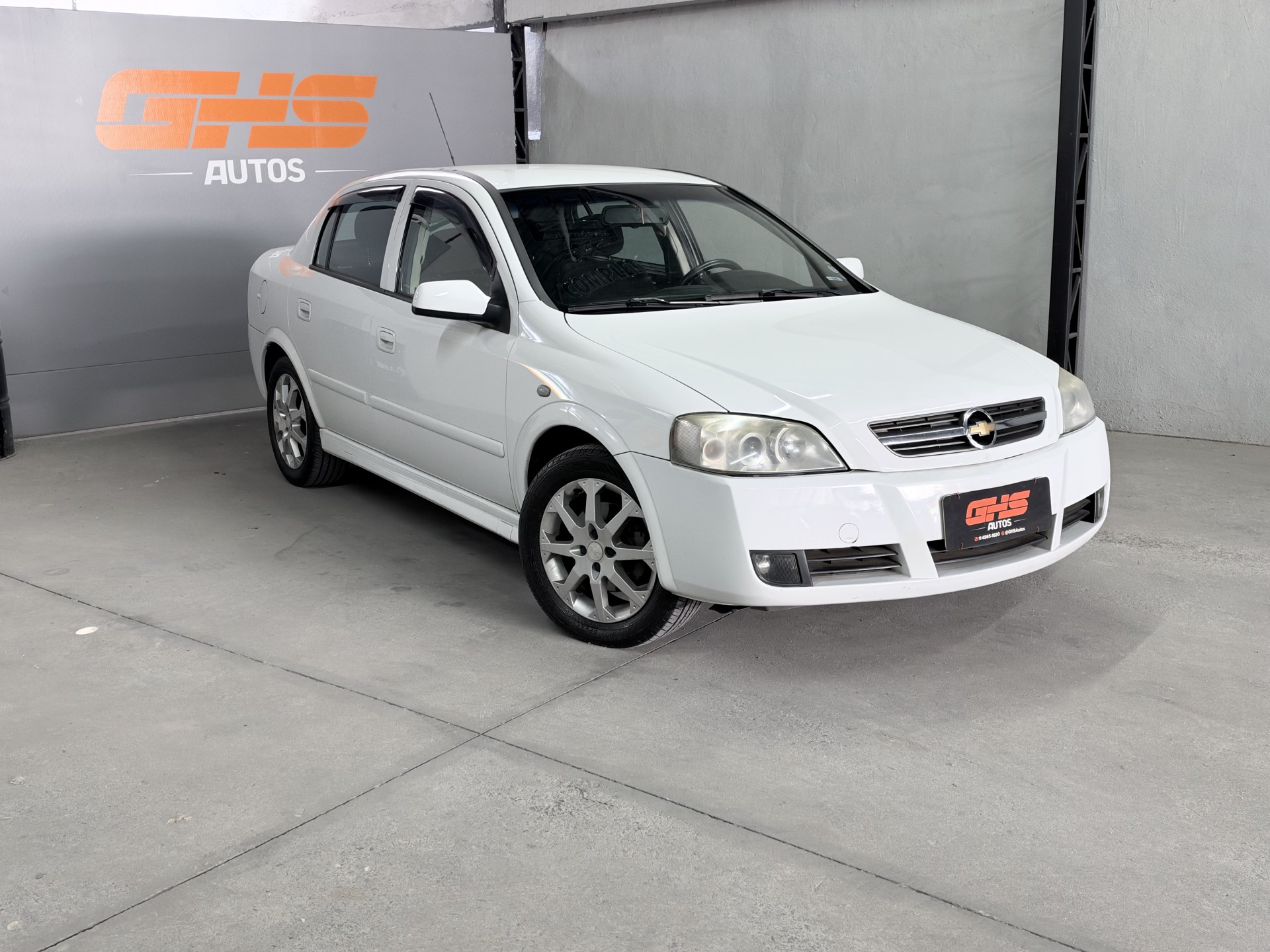 Foto Astra Advantage 2.0 Mpfi 8v Flexpower 5p