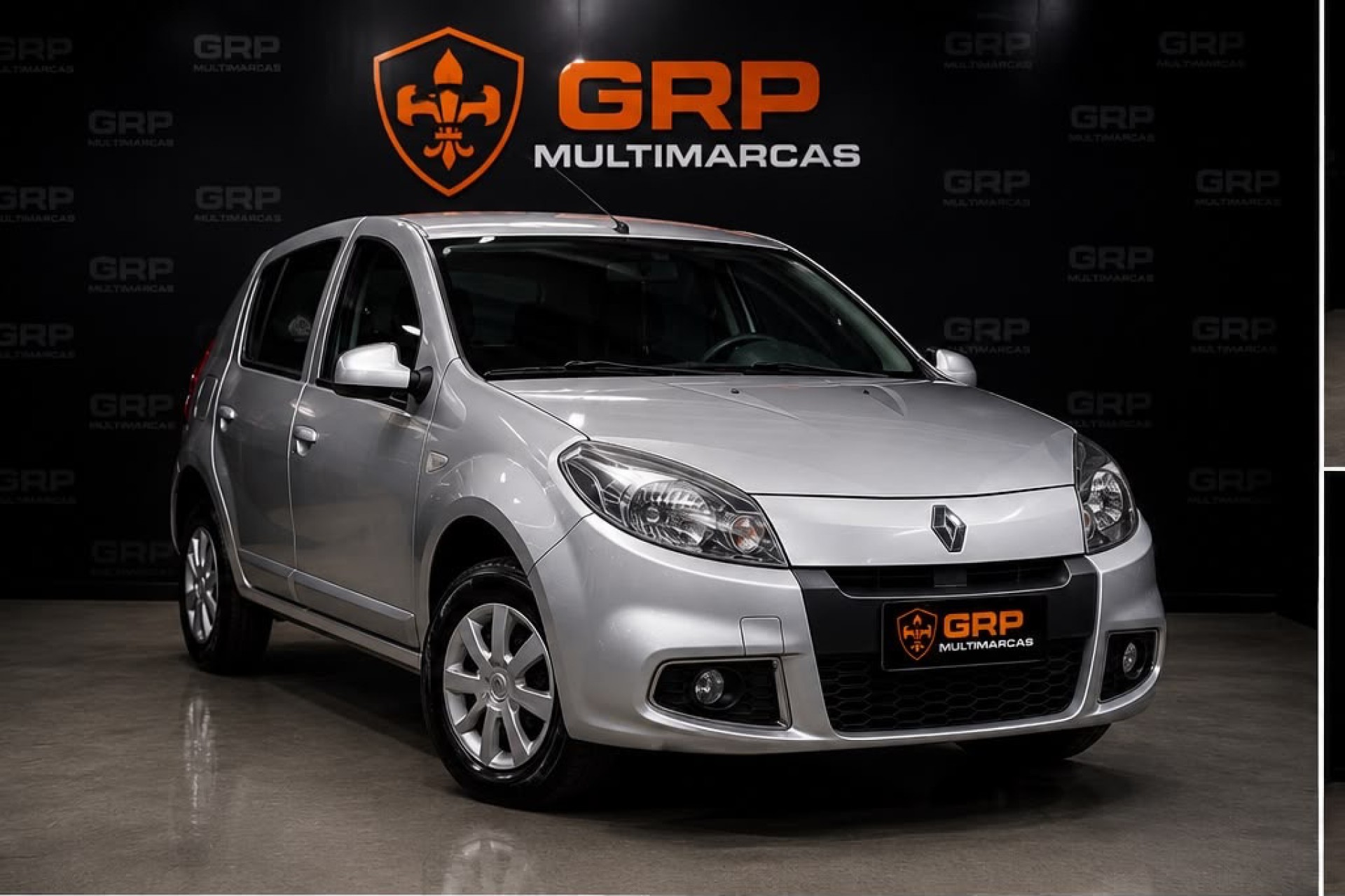 Renault Sandero Expression Hi-flex 1.6 8v 5p