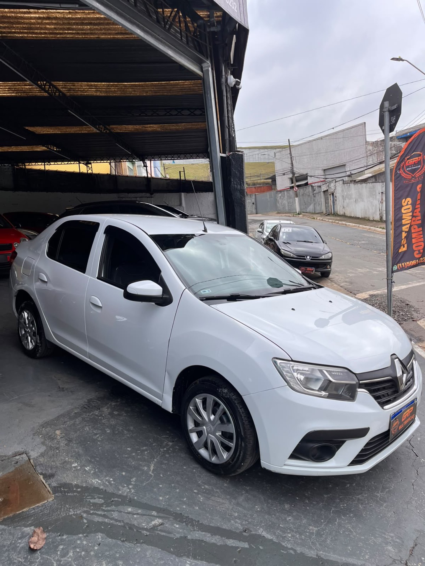 Renault Logan Zen Flex 1.0 12v 4p Mec.
