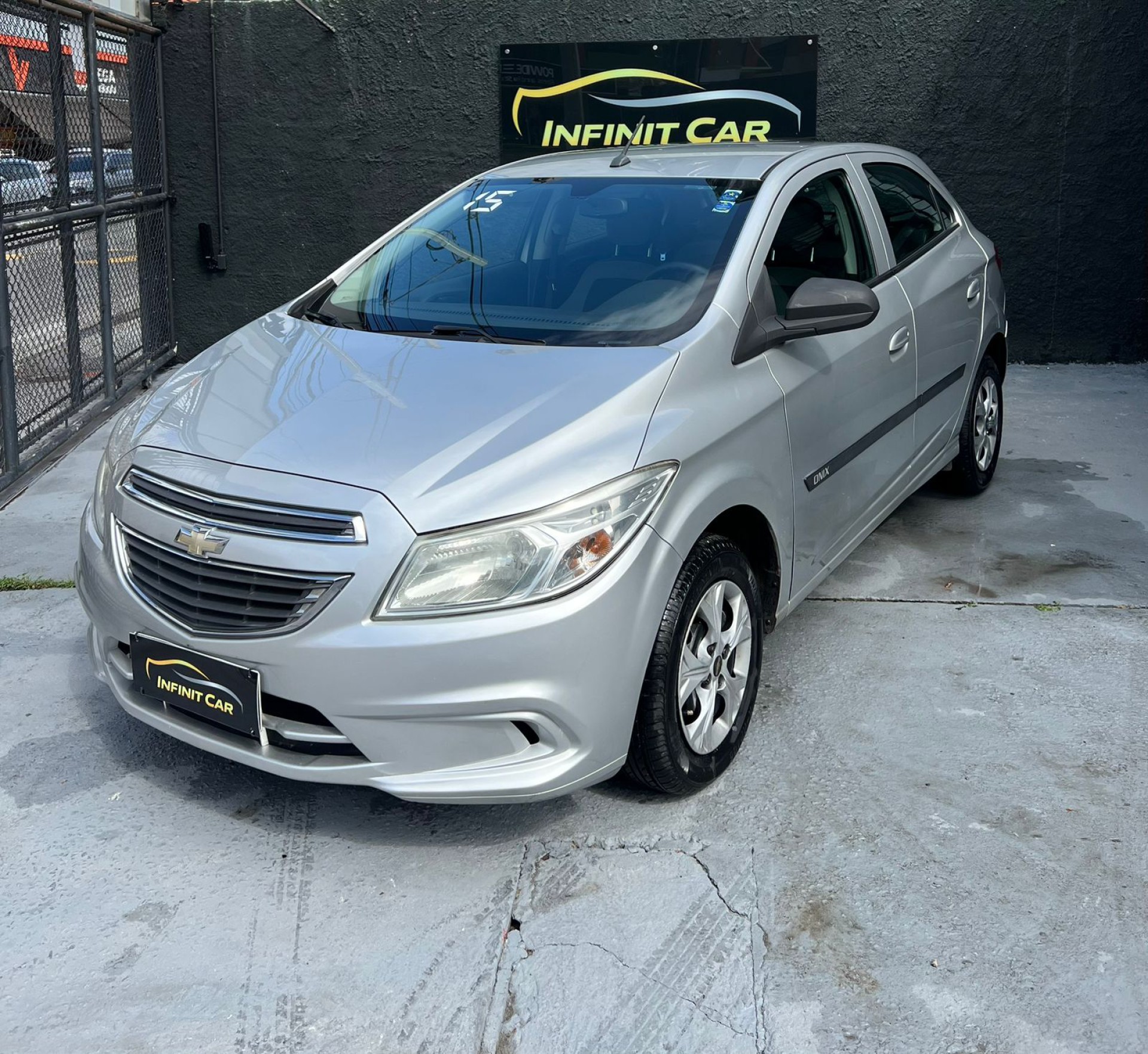 Chevrolet Onix Hatch Lt 1.0 8v Flexpower 5p Mec.