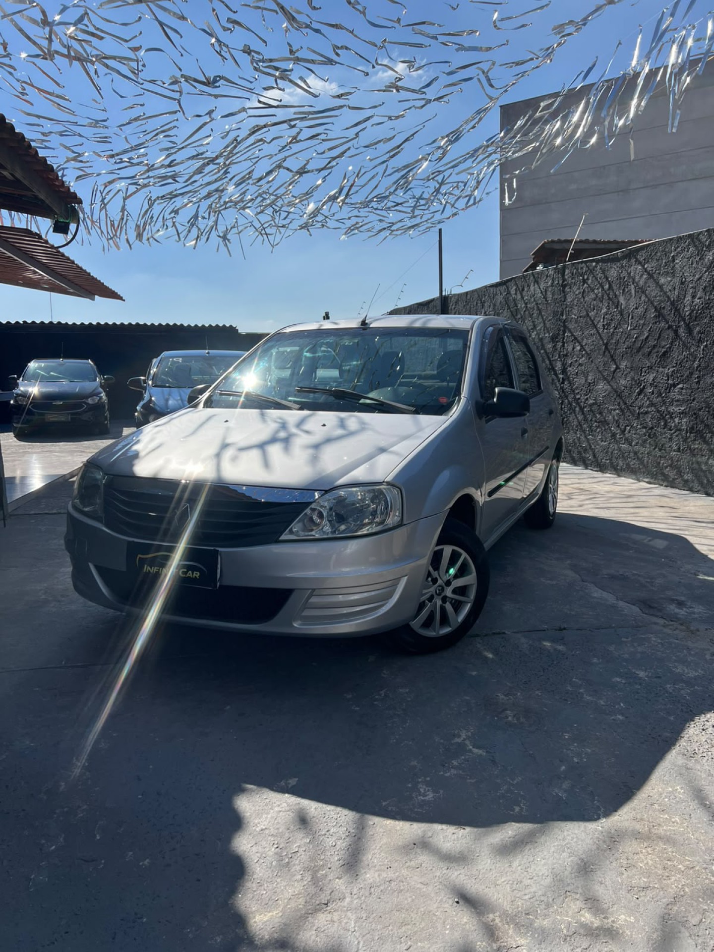 Renault Logan Authentique Hi-flex 1.0 16v 4p