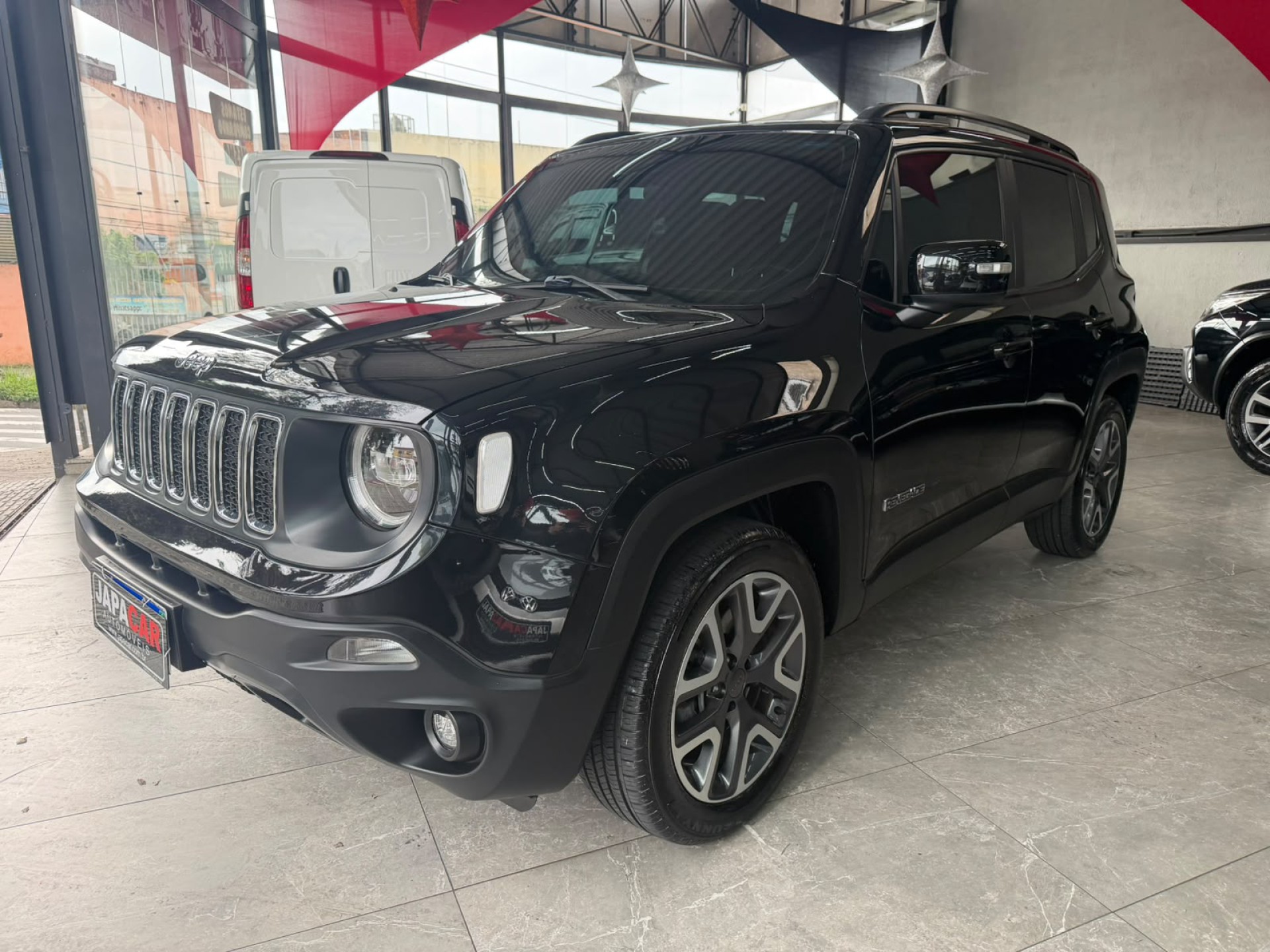 Foto Renegade Longitude 1.8 4x2 Flex 16v Aut.