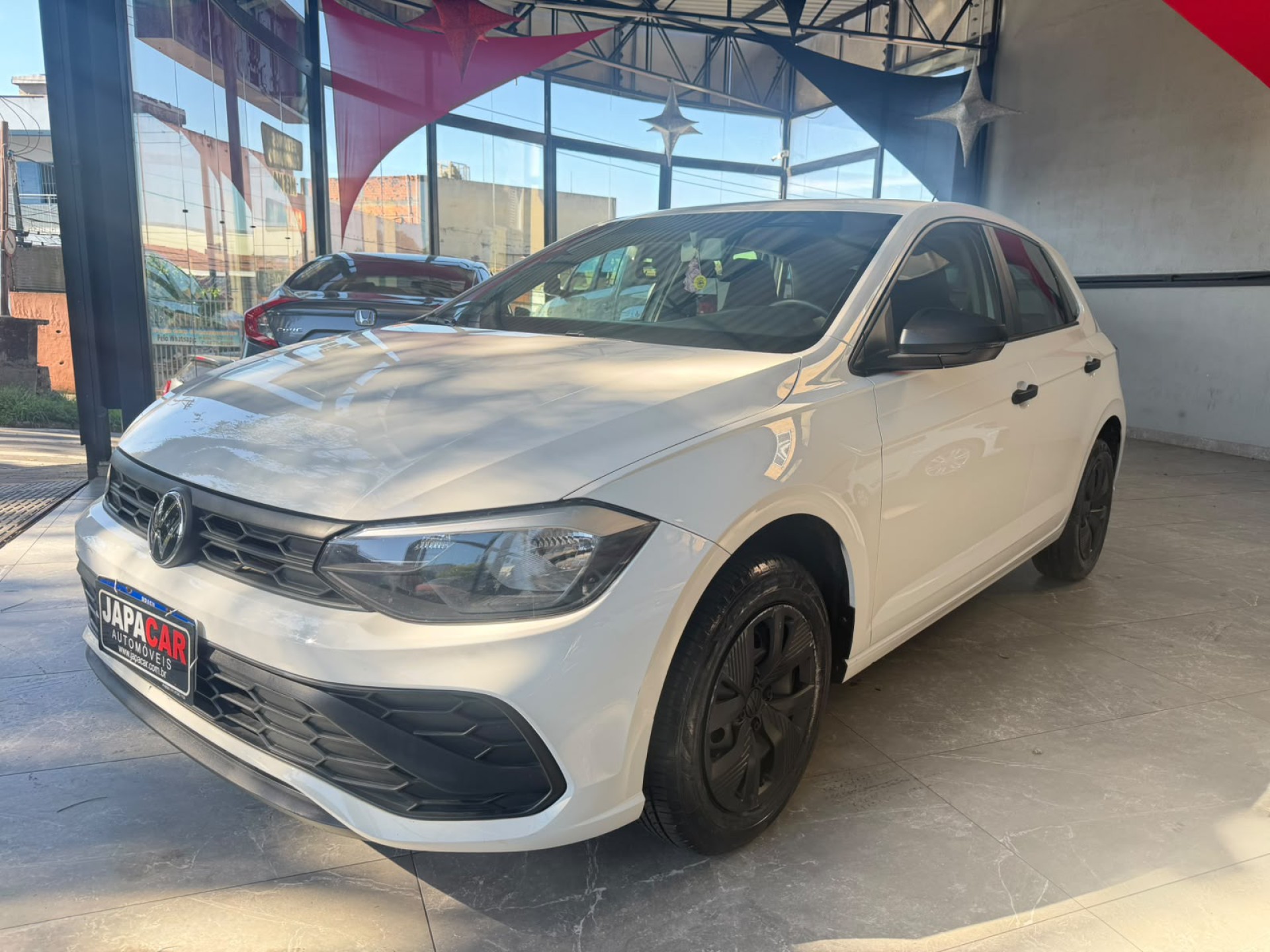 Foto Polo Track 1.0 Flex 12v 5p