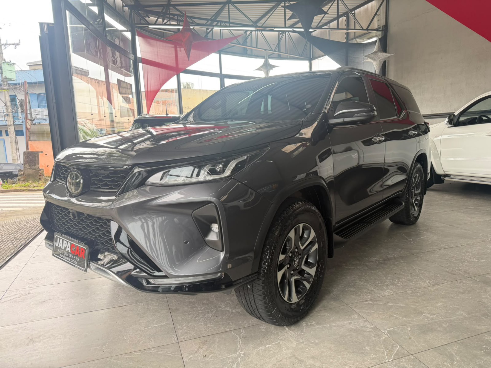 Foto Hilux Sw4 Diamond 2.8 Tb 4x4 Die. Aut.