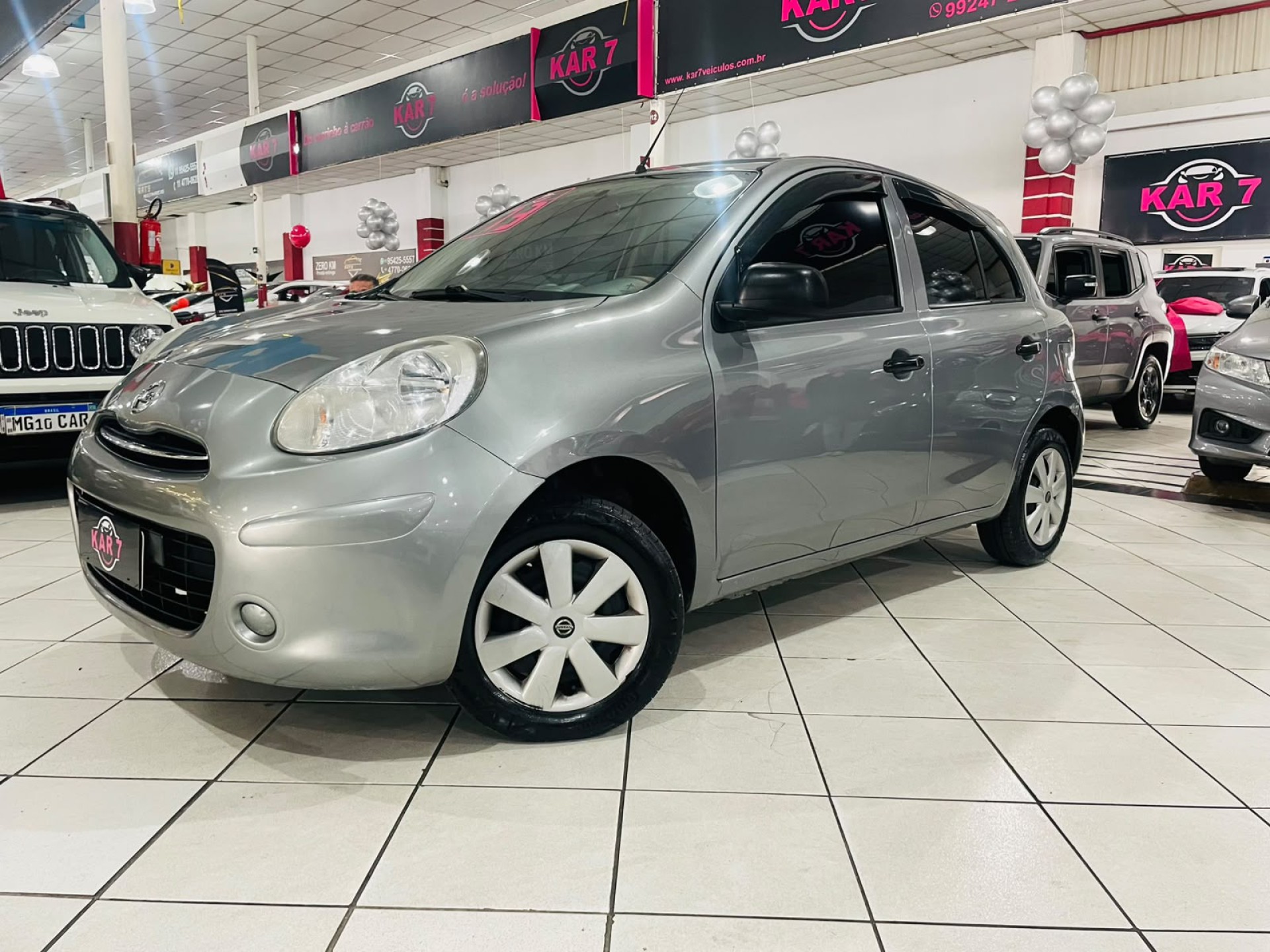 Nissan March 1.0 16v Flex Fuel 5p