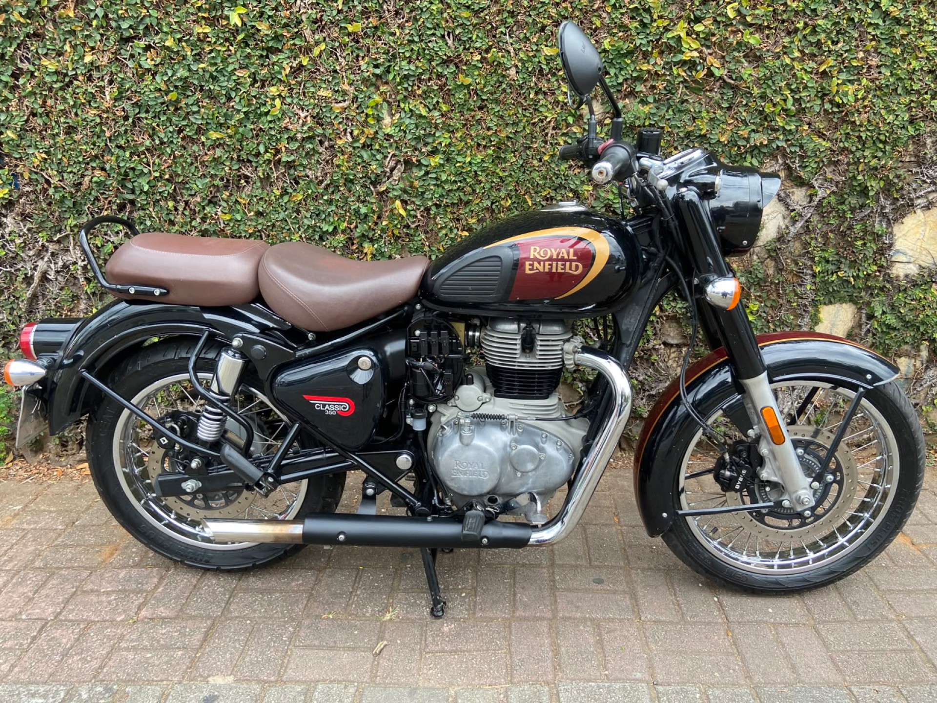 Royal Classic Dark 350cc Abs