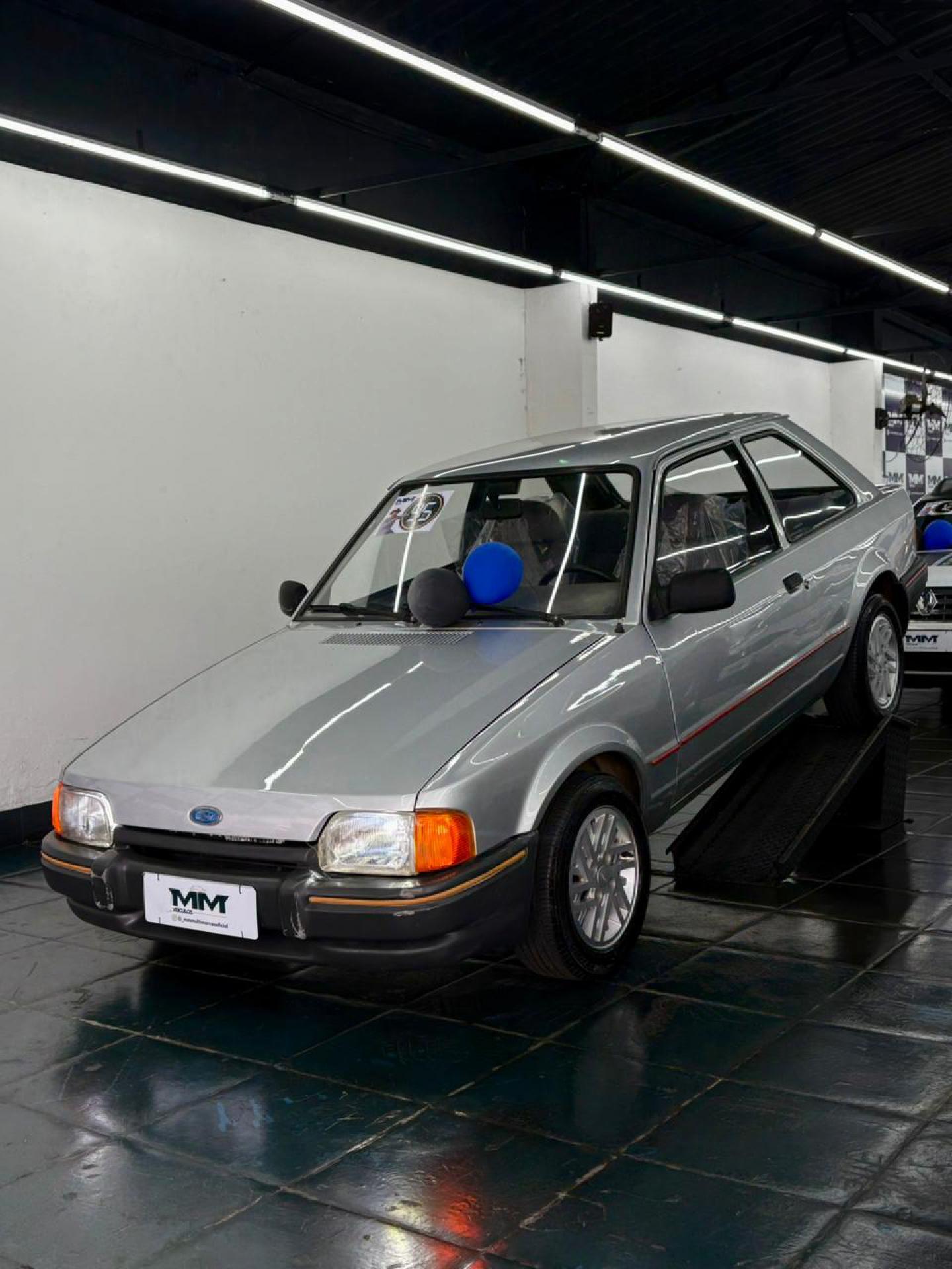 Foto Escort Hobby 1.0