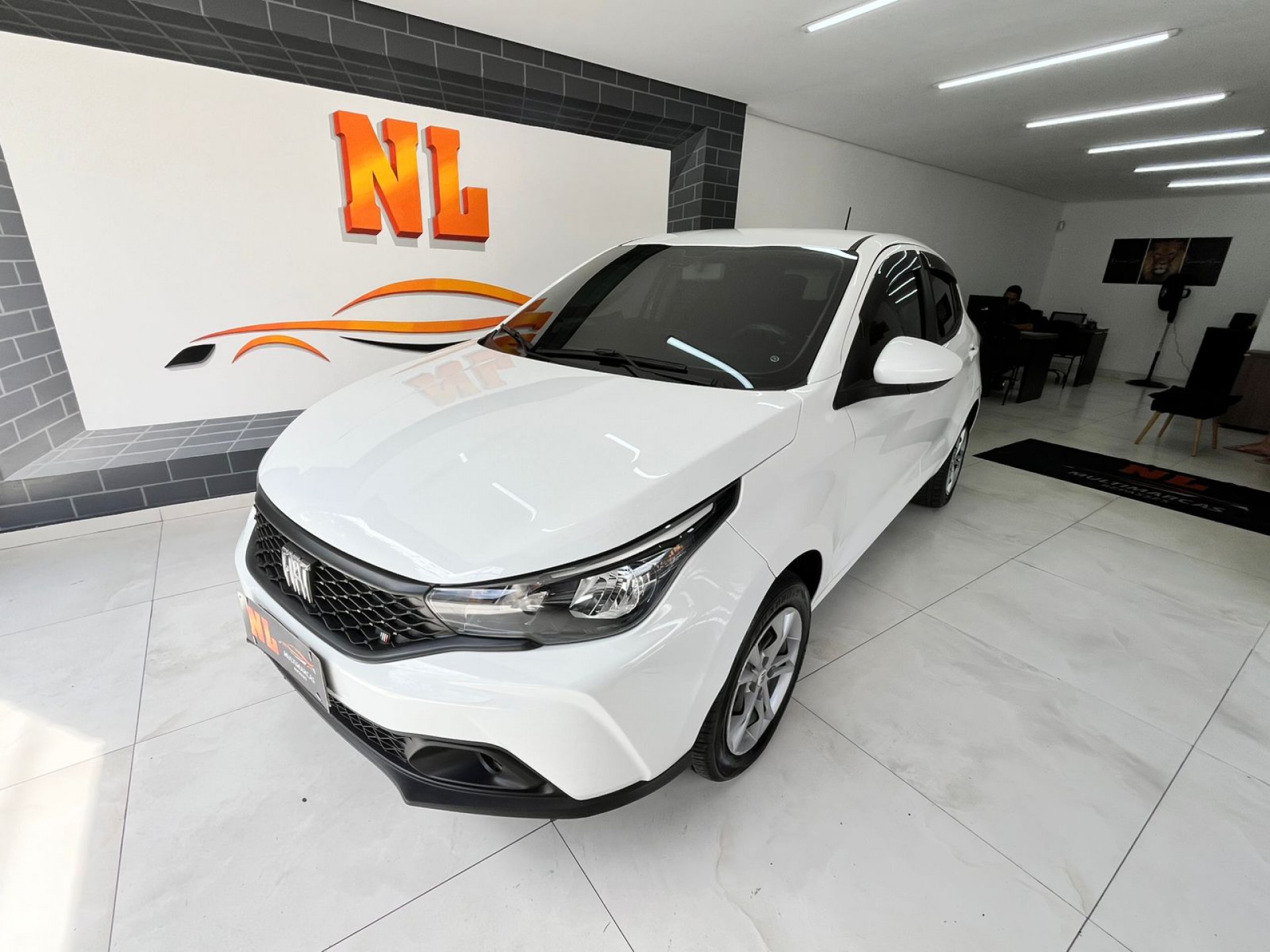 Foto Argo Drive 1.0 6v Flex