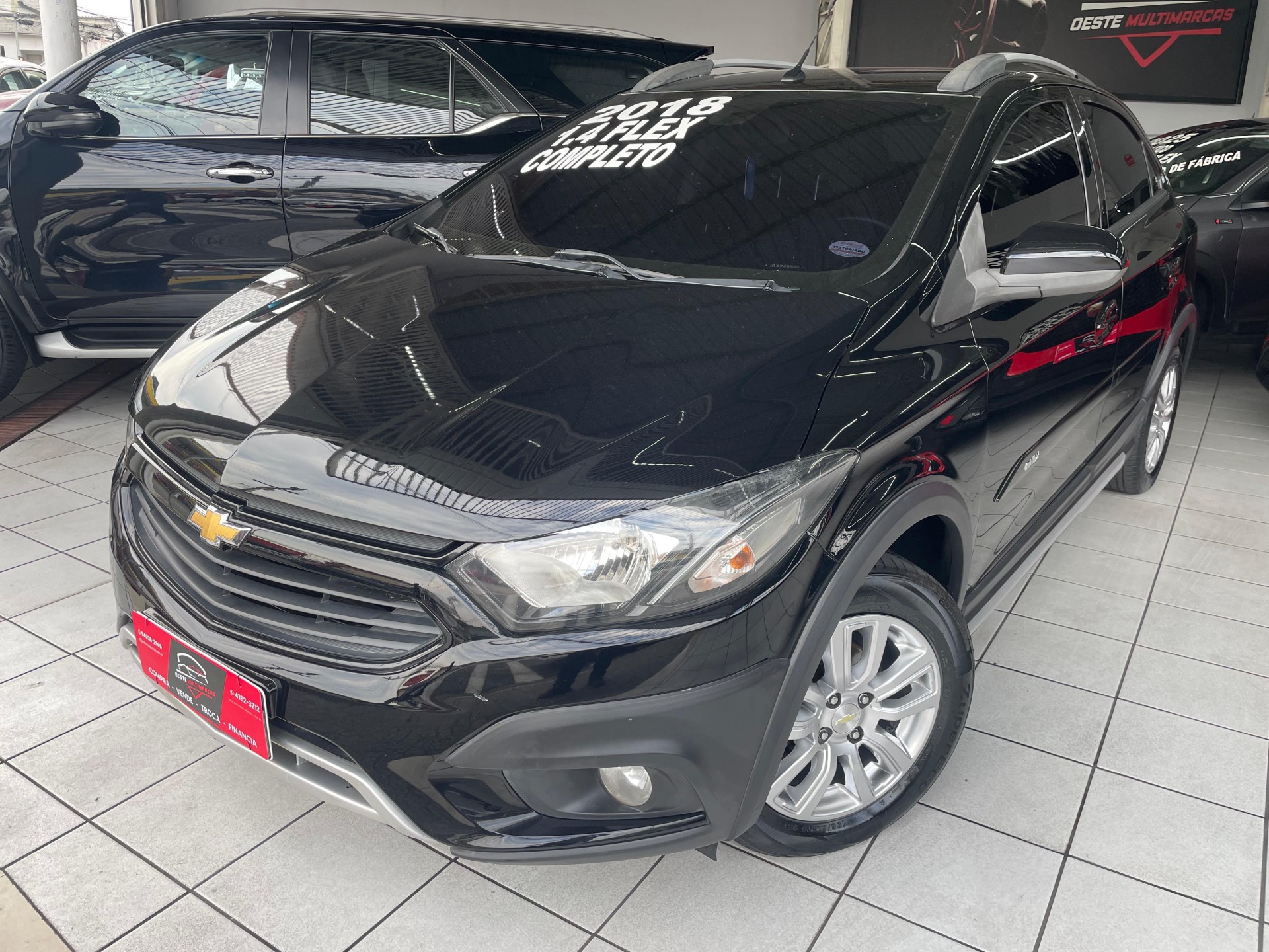 Foto Onix Hatch Activ 1.4 8v Flex 5p Mec.