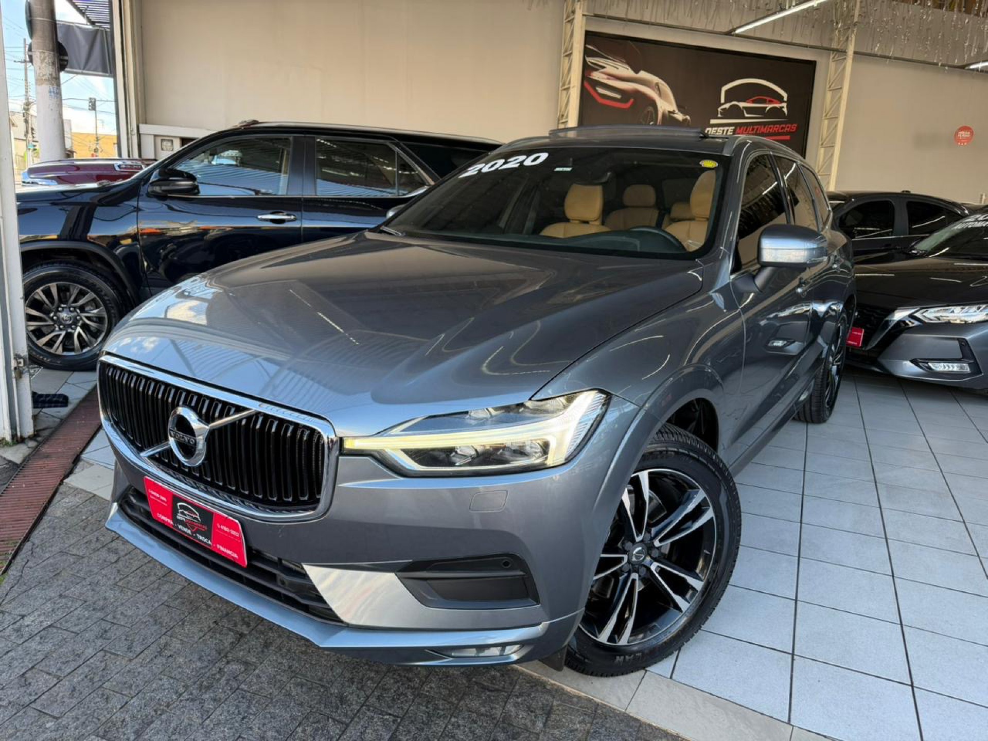 Foto Xc60 2.0 T5 Momentum