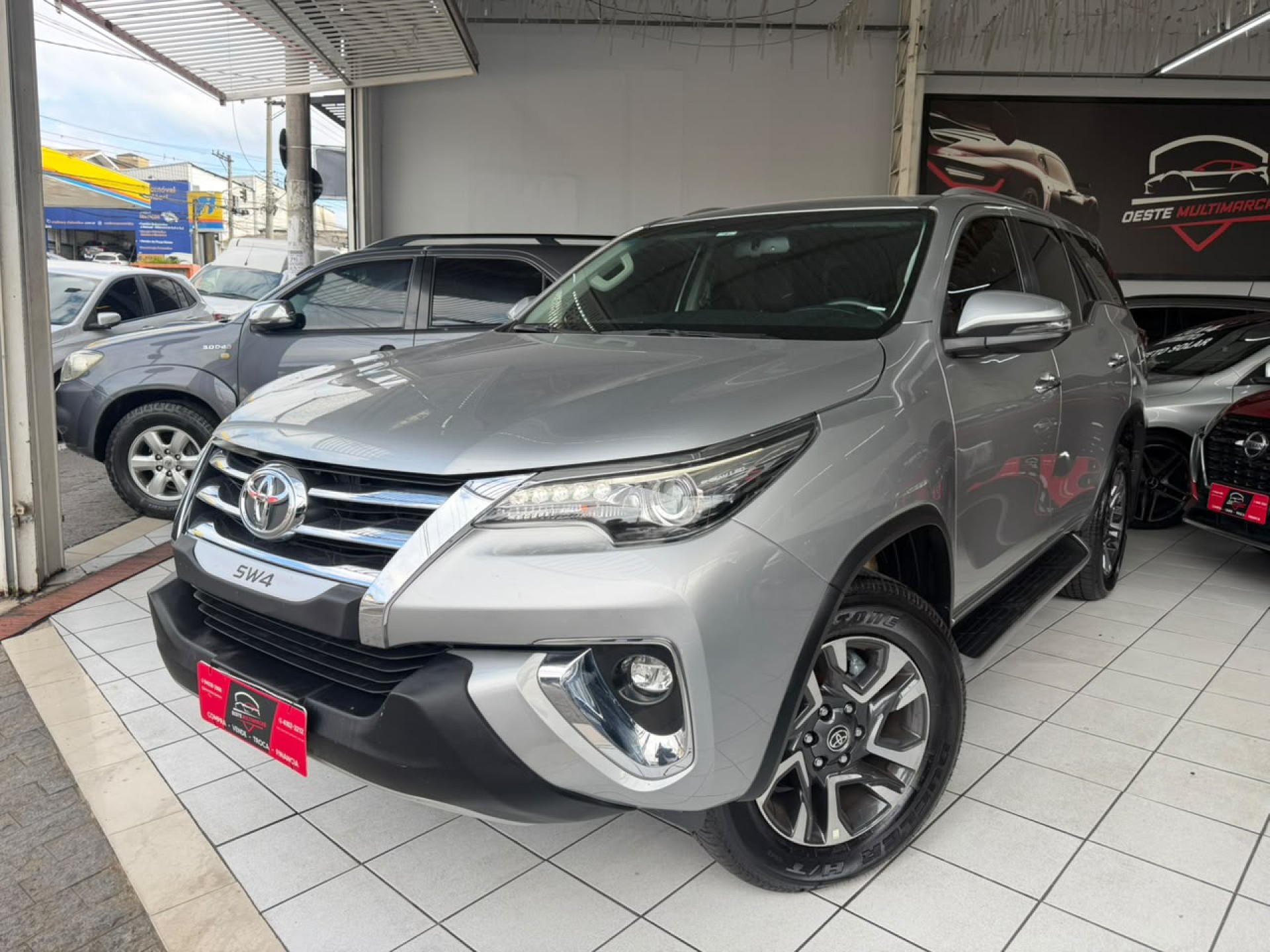 Foto Hilux Sw4 Srx 4x4 2.8 Tdi 16v Dies. Aut.