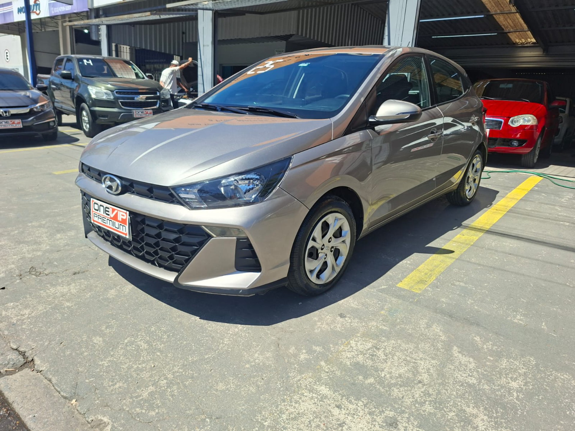 Foto Hb20 Comfort Plus 1.0 Mec