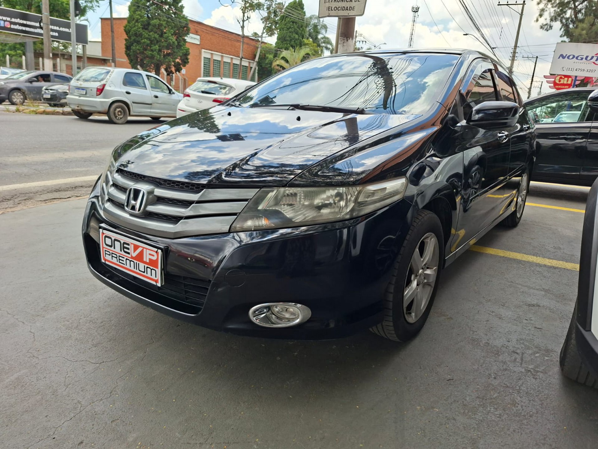 Foto City Sedan Lx 1.5 Flex 16v 4p Mec.