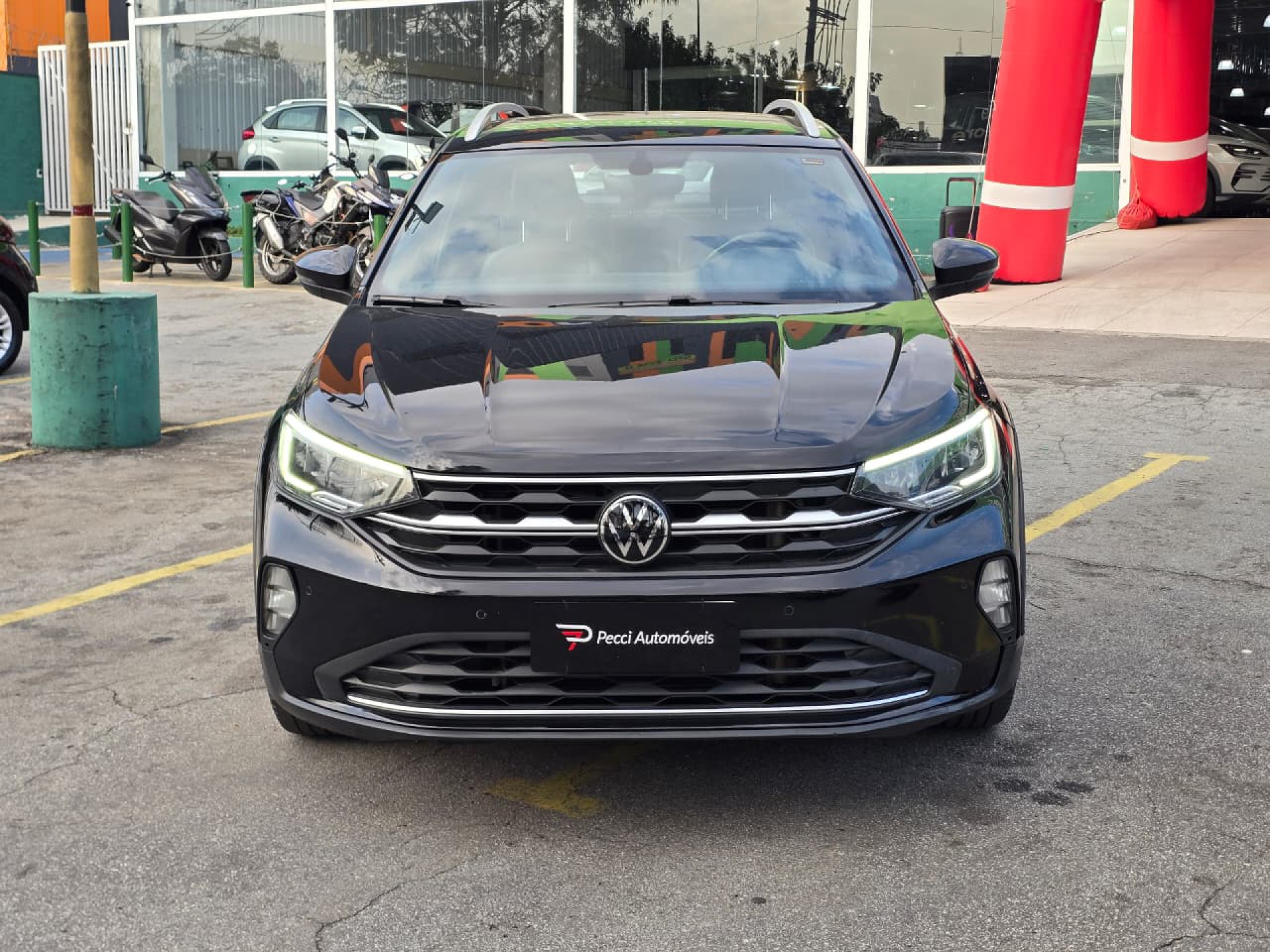 Volkswagen Nivus Highline 1.0 200 Tsi Flex Aut.