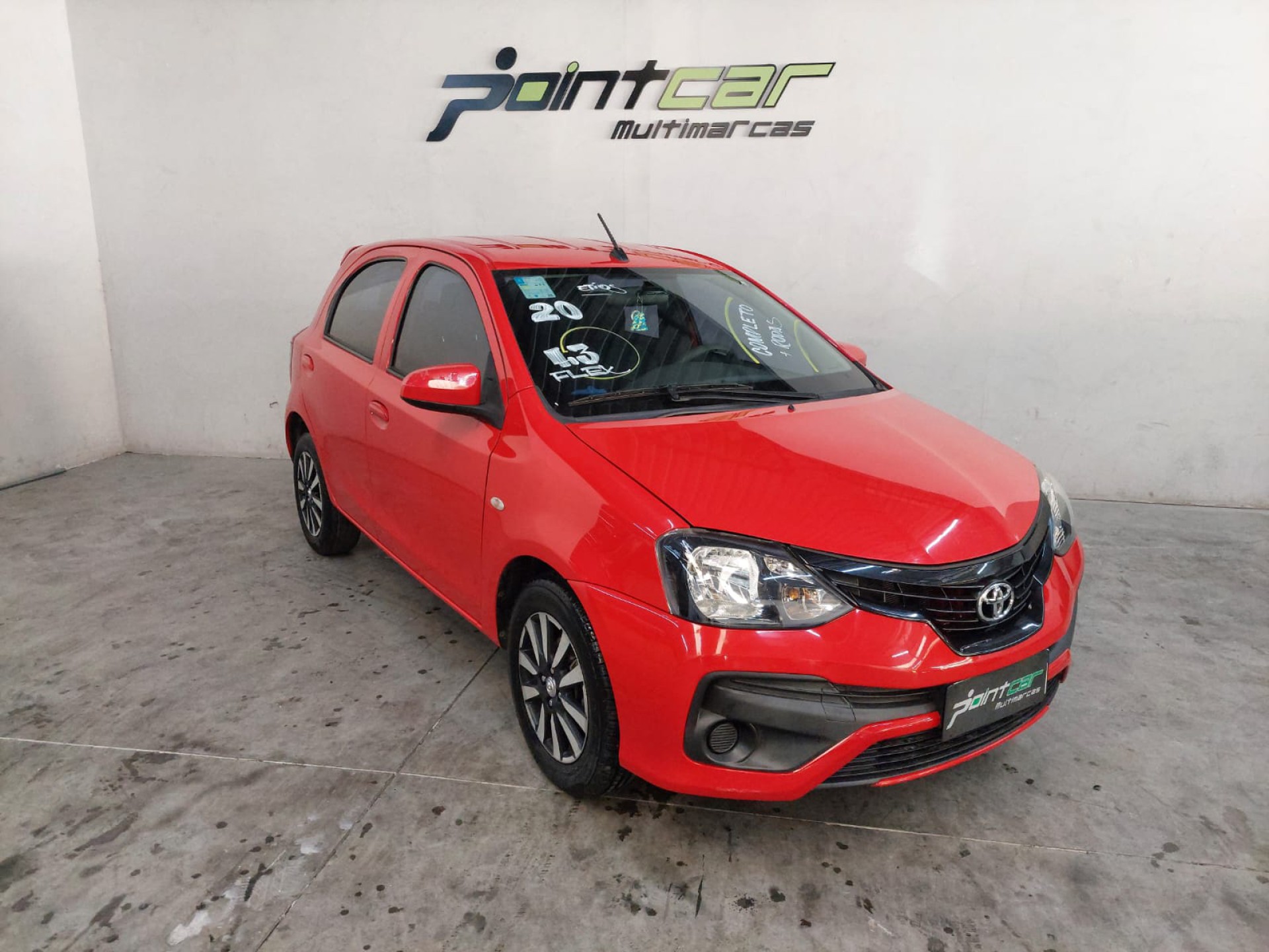 Foto Etios X 1.3 Flex 16v 5p Mec.