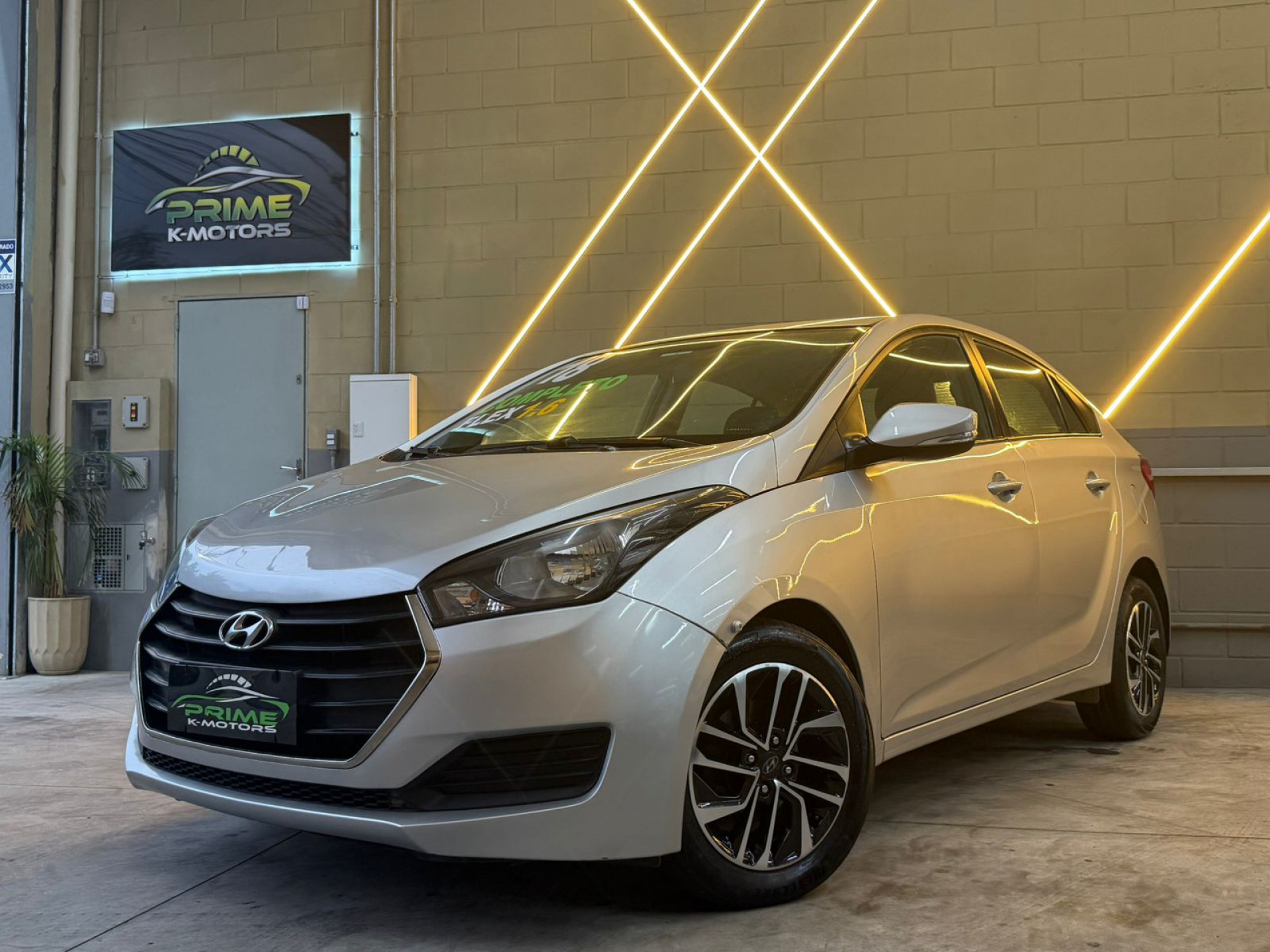 Foto Hb20s C.style/c.plus1.6 Flex 16v Aut. 4p