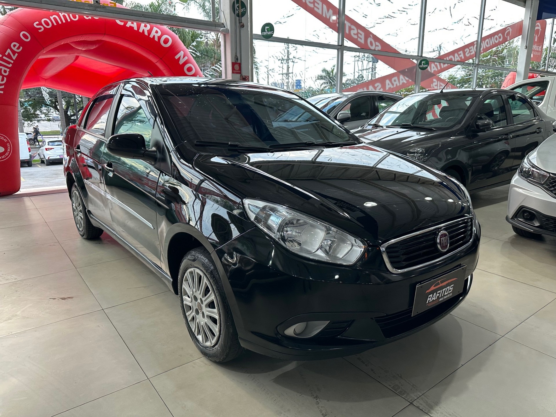 Foto Grand Siena Attractive 1.0 Flex 8v 4p