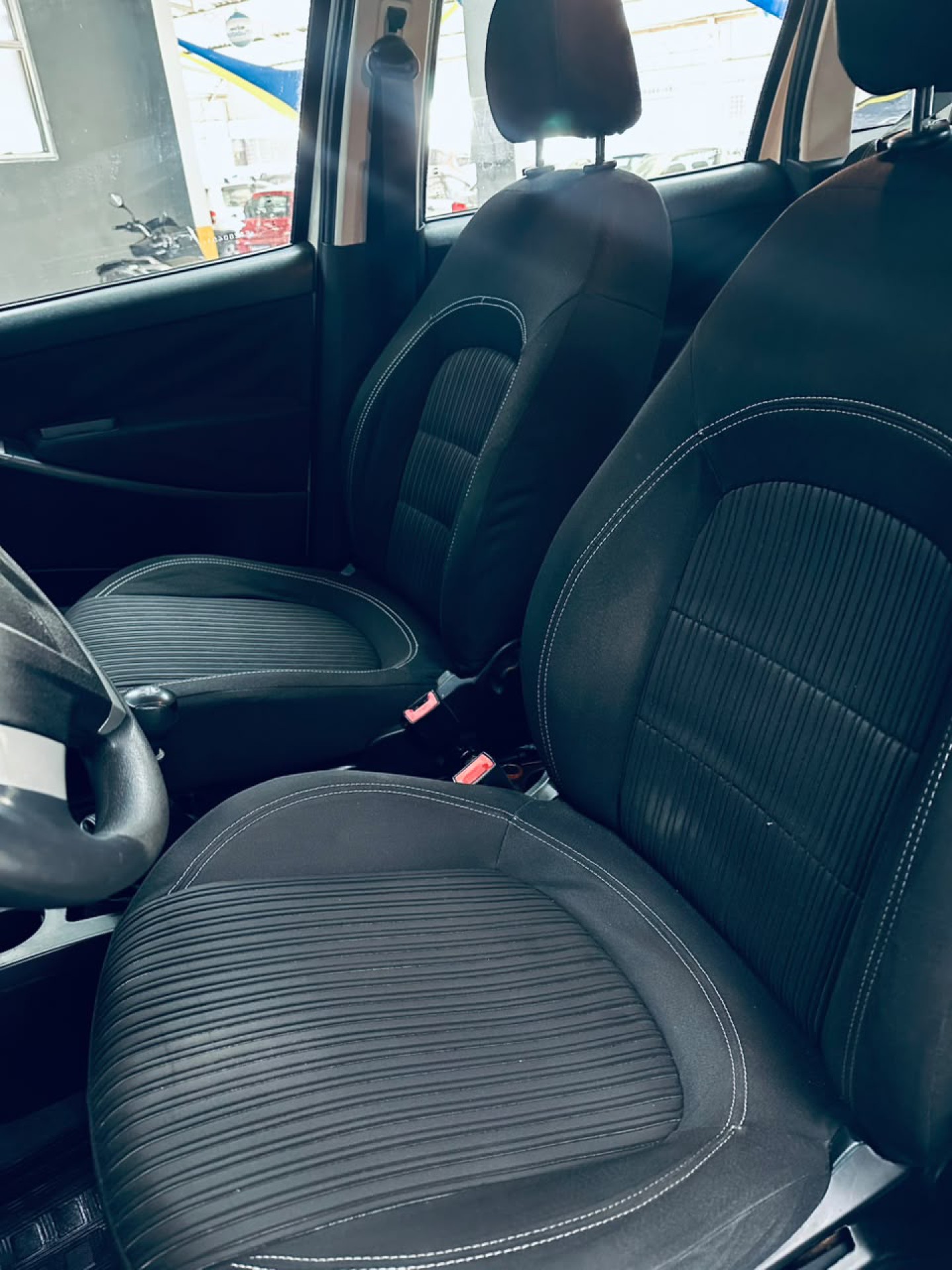 Fiat Idea Essence 1.6 Flex 16v 5p