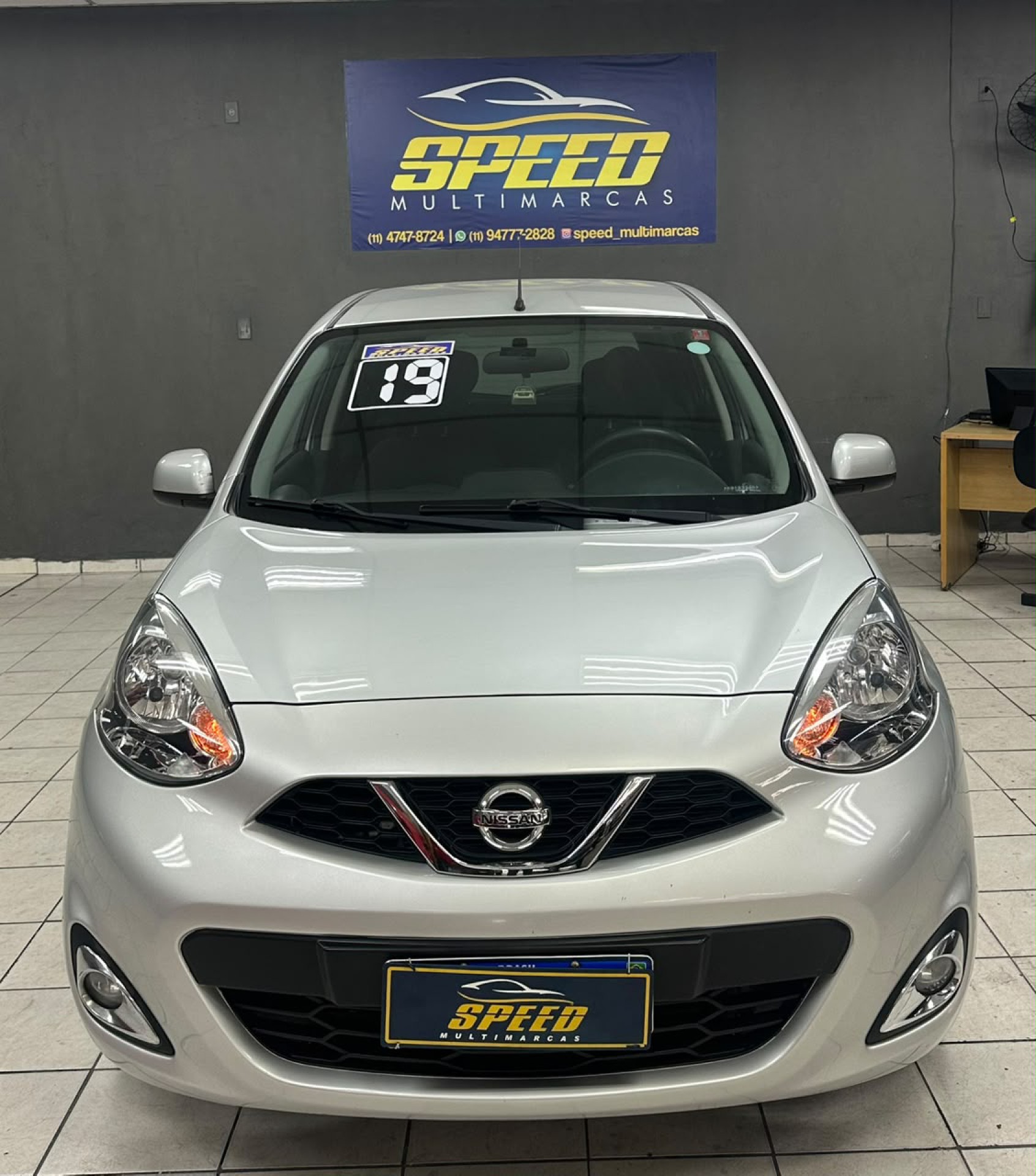 Nissan March Sv 1.0 12v Flex 5p