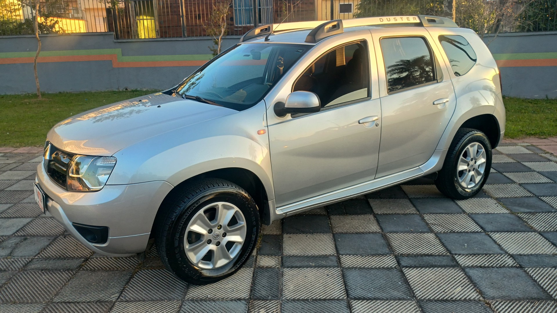 Foto Duster Dynamique 2.0 Flex 16v Aut.