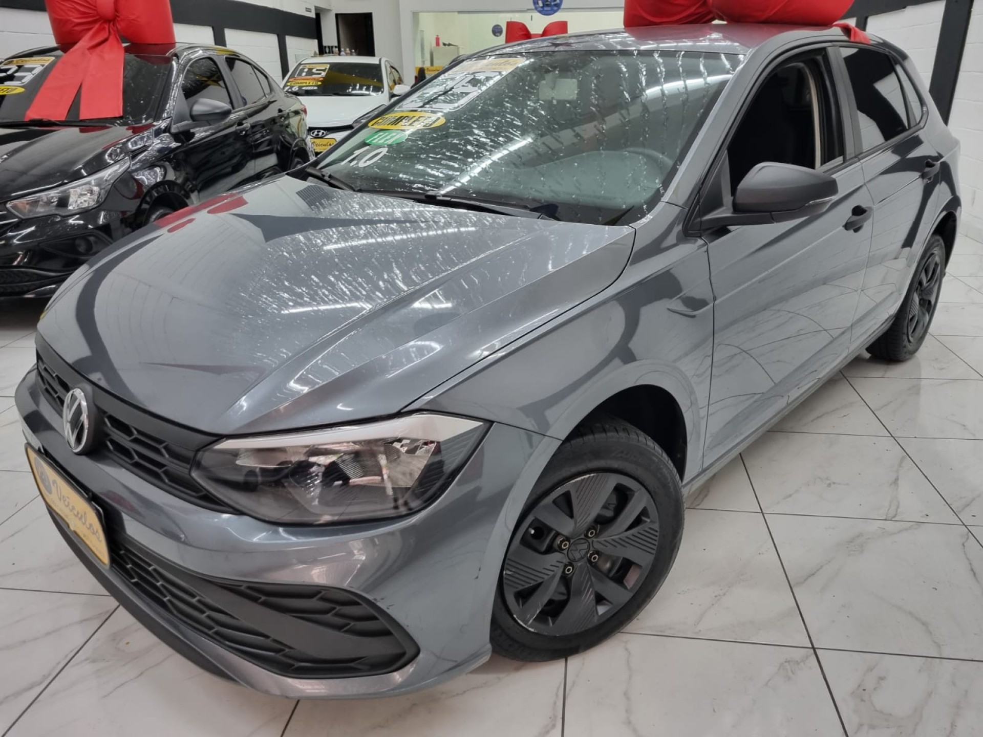 Foto Polo Track 1.0 Flex 12v 5p